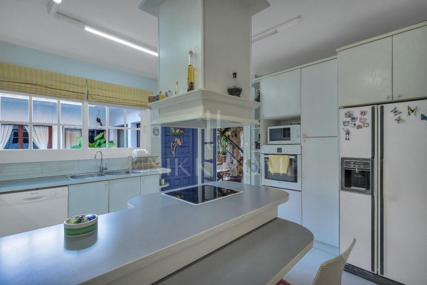 Oportunidad de Inversión, dos casas “hermanas” con gran jardín en Atalaya Golf, Estepona