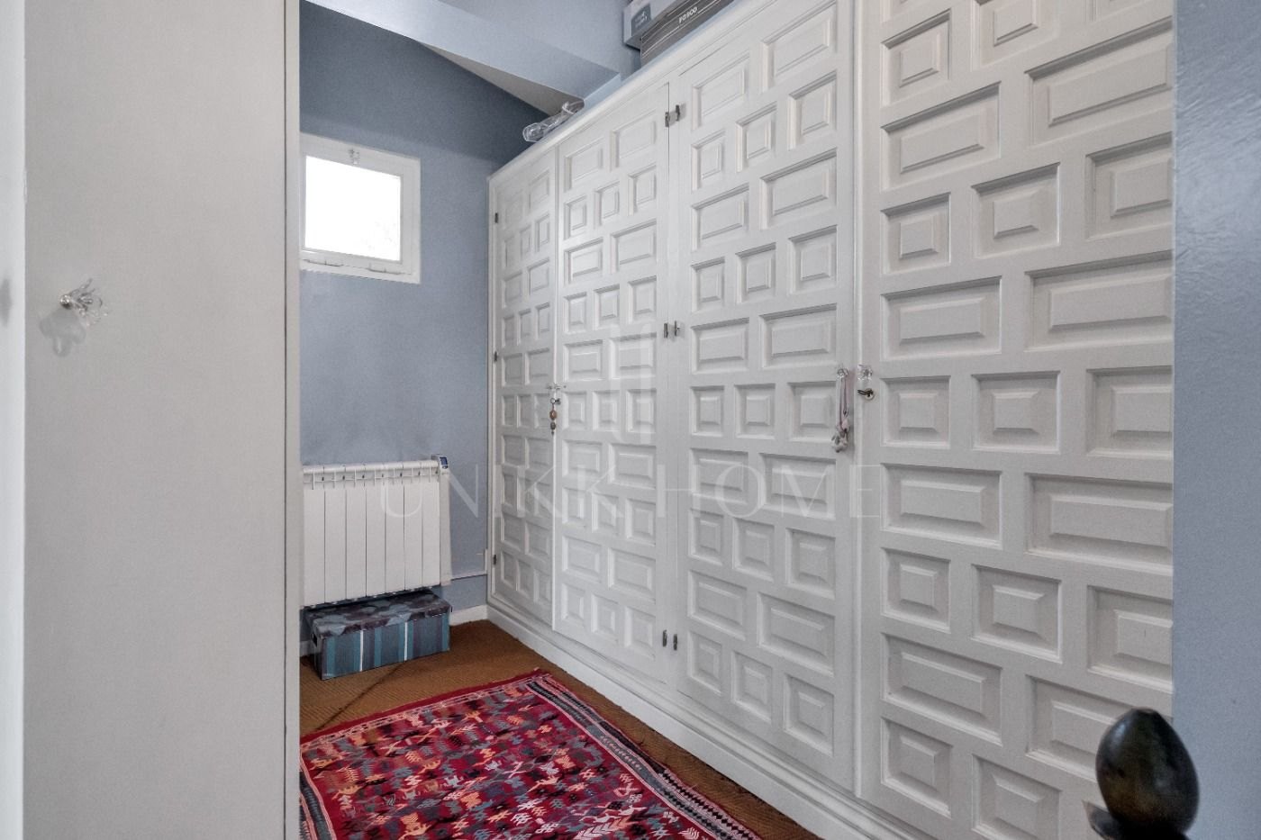 Oportunidad de Inversión, dos casas “hermanas” con gran jardín en Atalaya Golf, Estepona