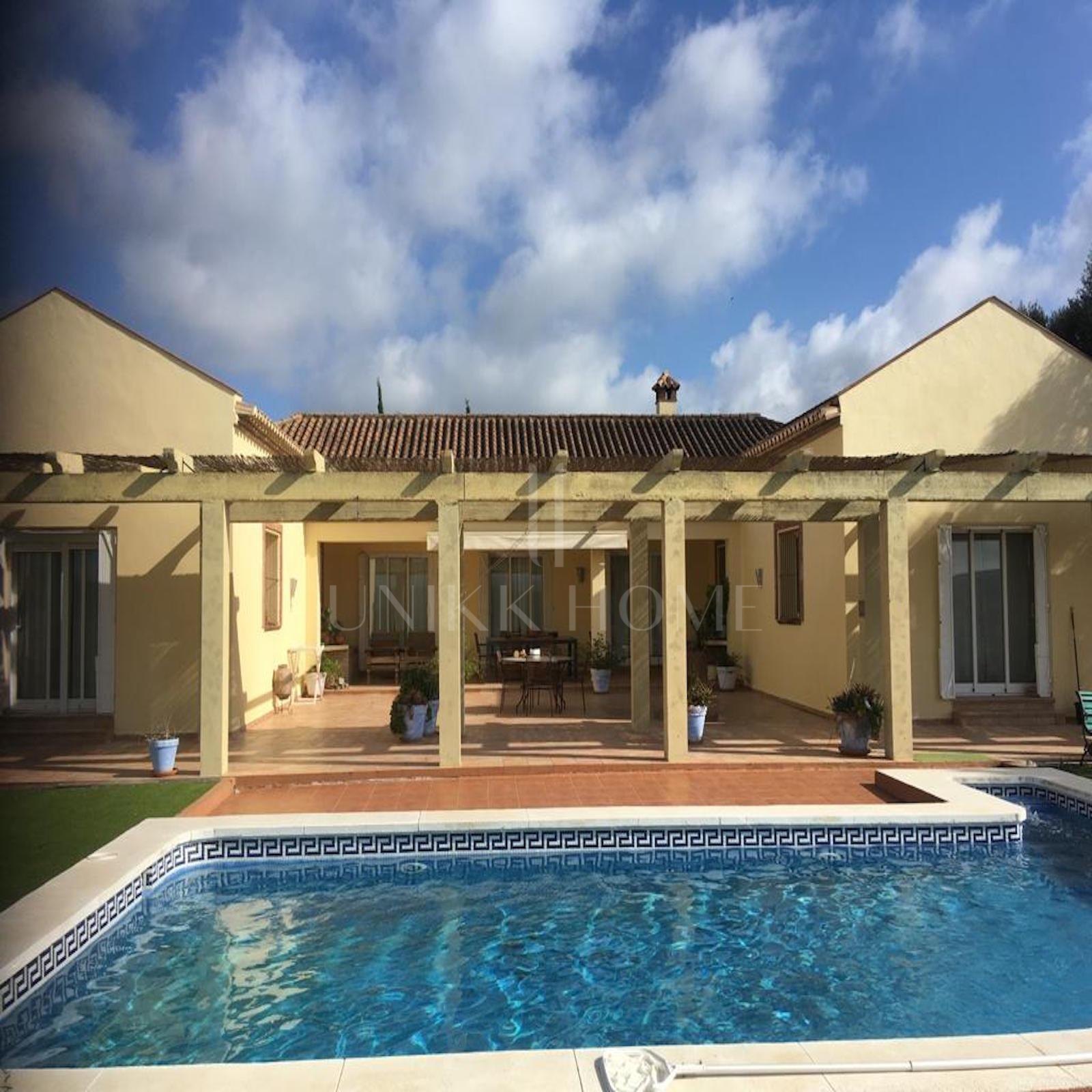 Propiedad de campo (caballos) 6 dorm muy cerca de Sotogrande.