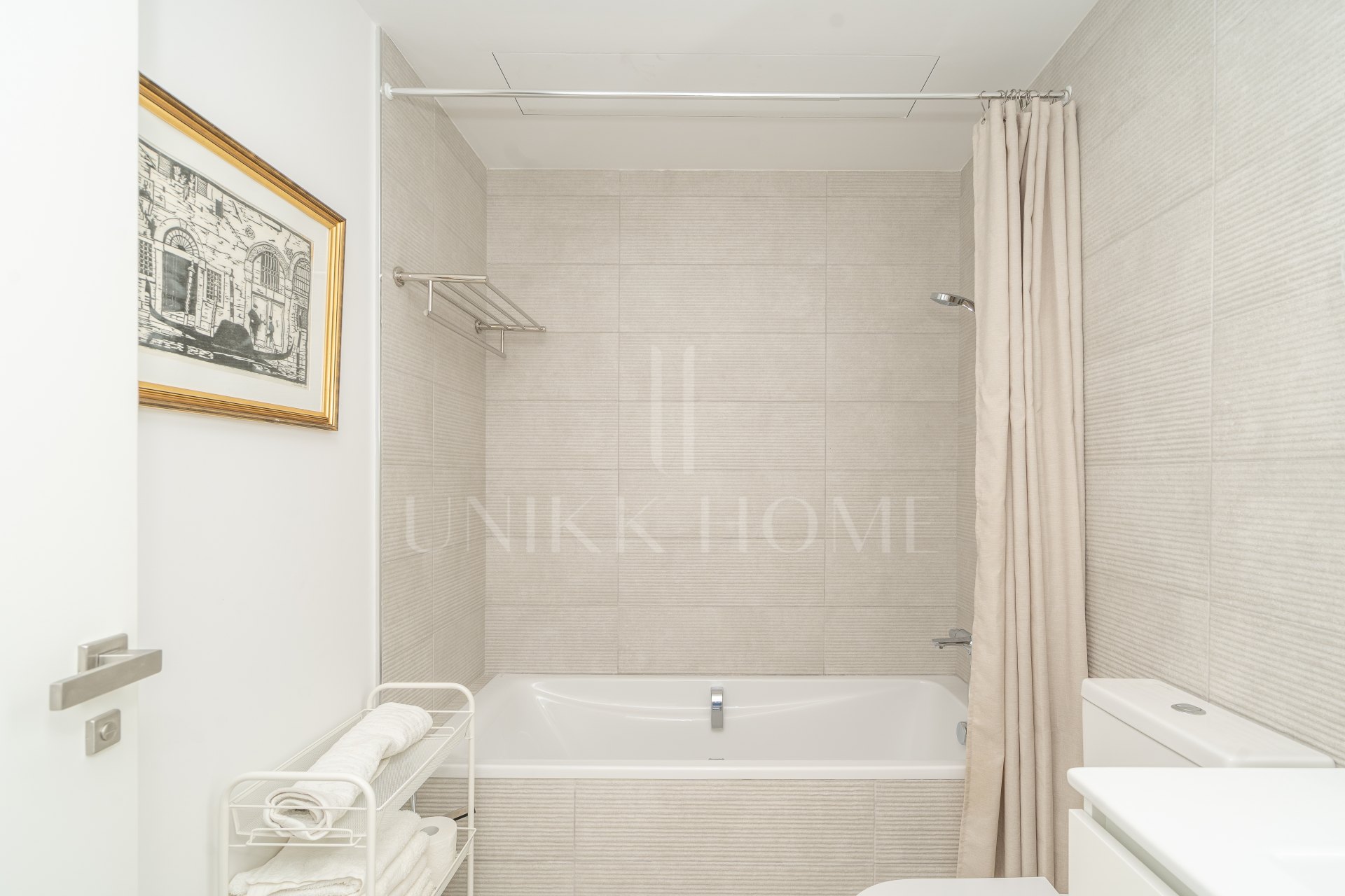 Exclusive penthouse with sea and mountain views in a unique and privileged location!!!