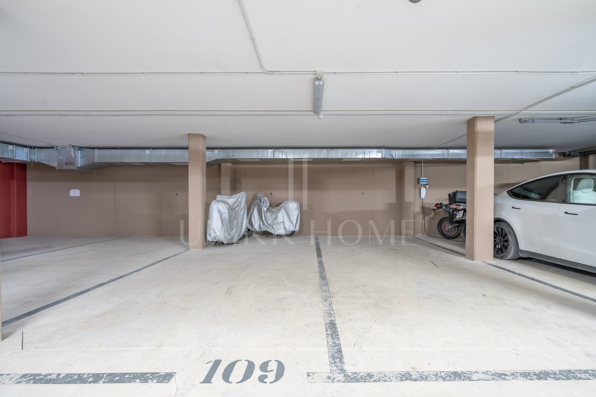 Exclusive penthouse with sea and mountain views in a unique and privileged location!!!