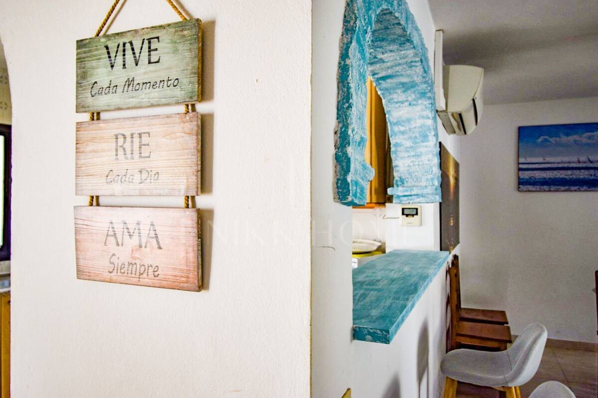 Townhouse Just 100 Metres from the Sea – Sun, Space & Investment Opportunity!