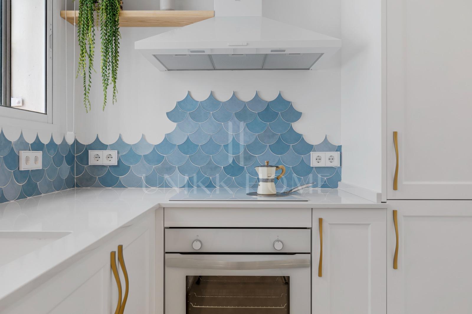 Oportunidad en Calle Real: piso reformado, amueblado y al lado del mar