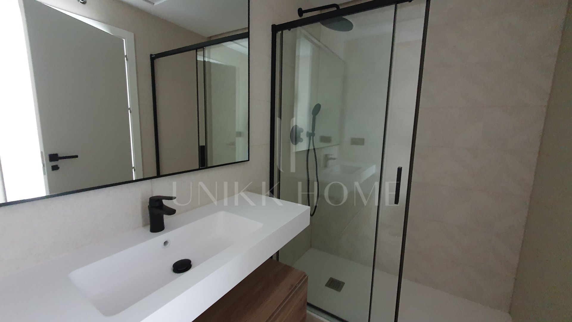Espectacular Apartamento en Esquina con Vistas Panorámicas al Mar | Torre Sakura, Benidorm