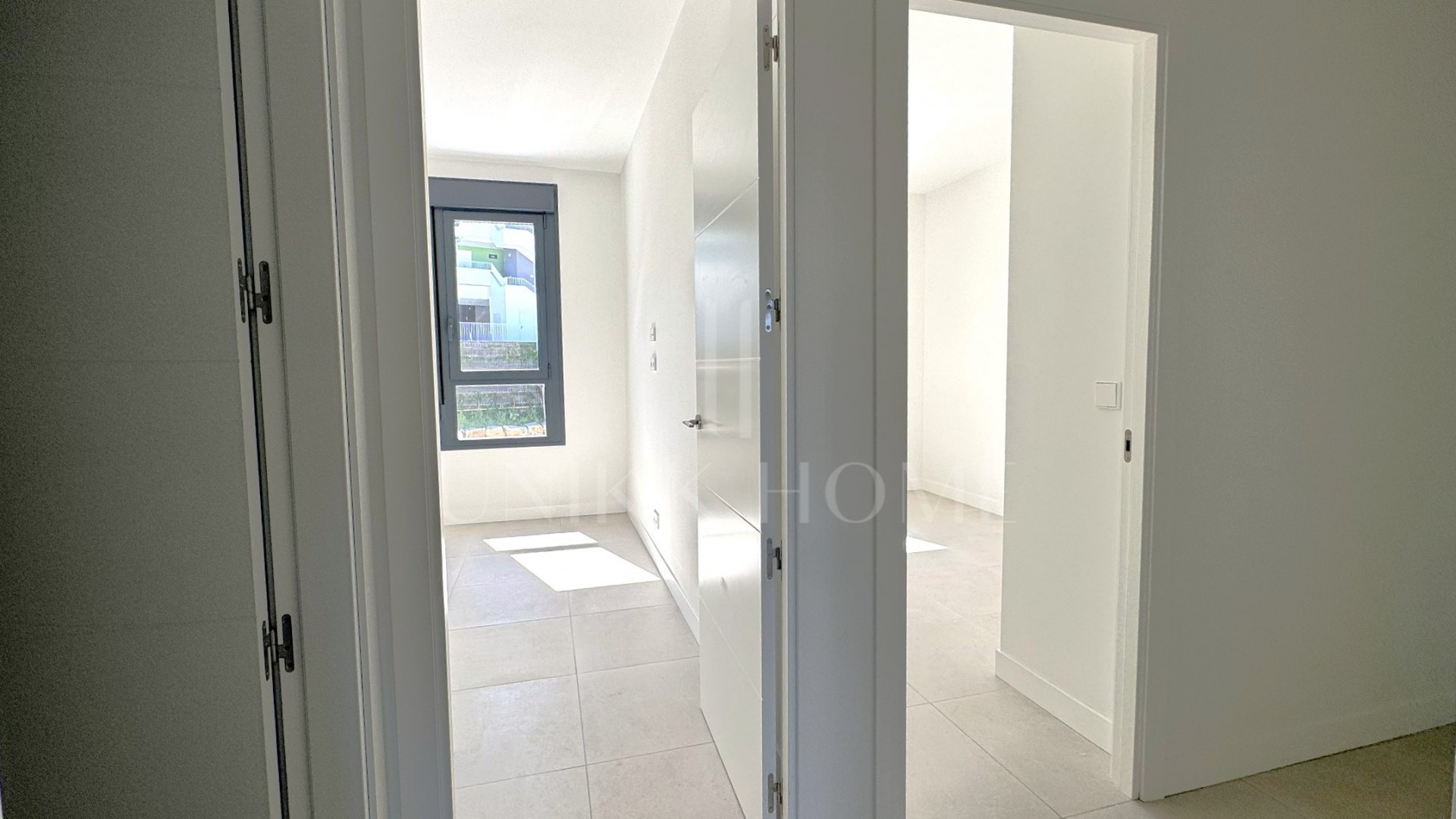 3-bedroom apartment with open golf views for €530,000 in La Cala de Mijas