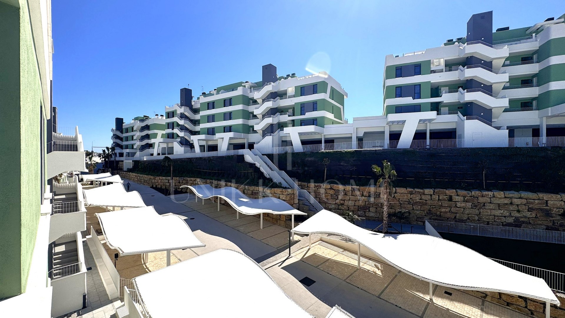 3-bedroom apartment with open golf views for €530,000 in La Cala de Mijas