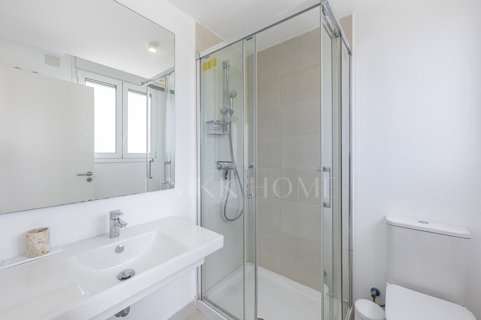 Contemporary 3 Bedroom Penthouse in Senda Chica, Sotogrande