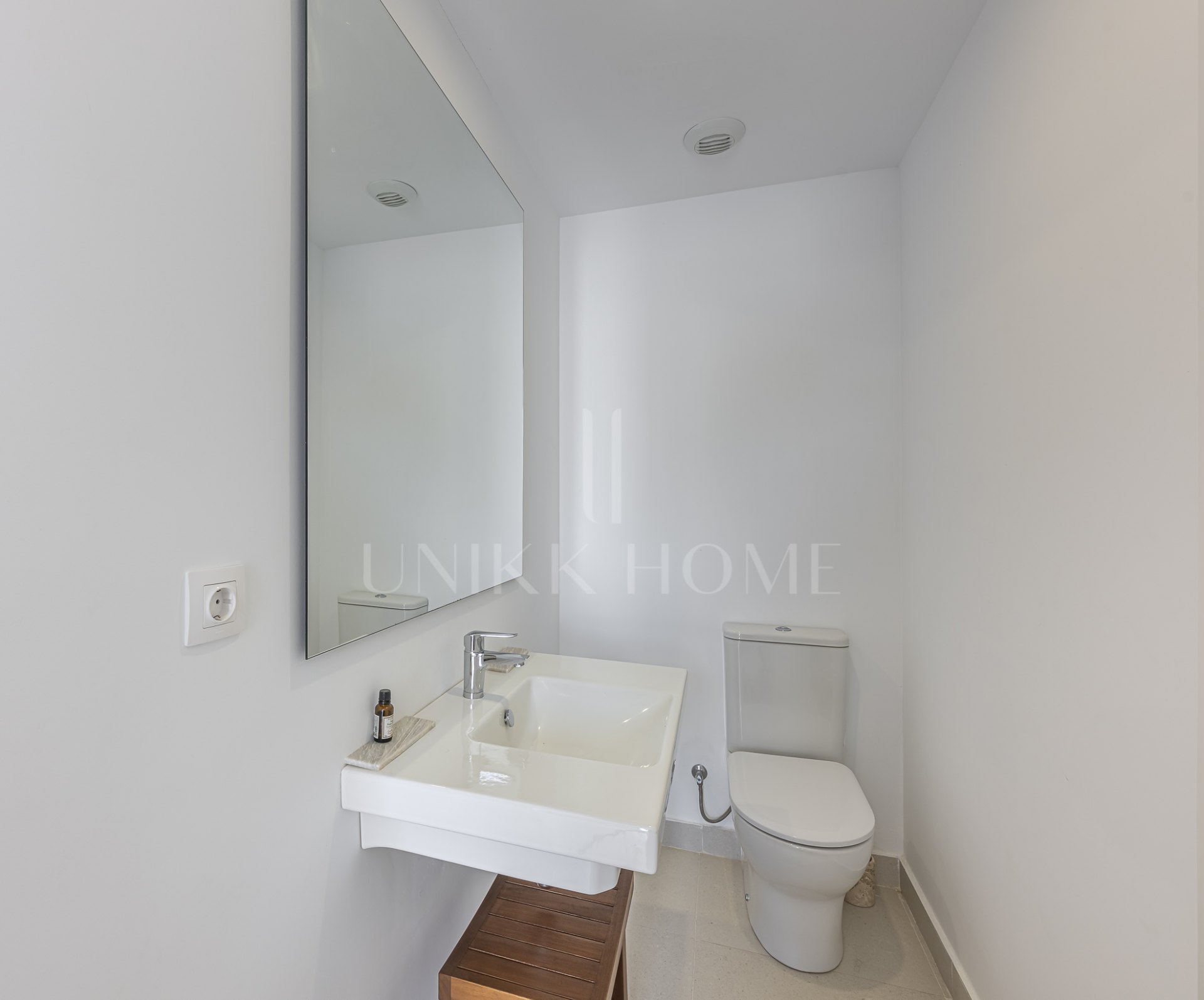 Contemporary 3 Bedroom Penthouse in Senda Chica, Sotogrande