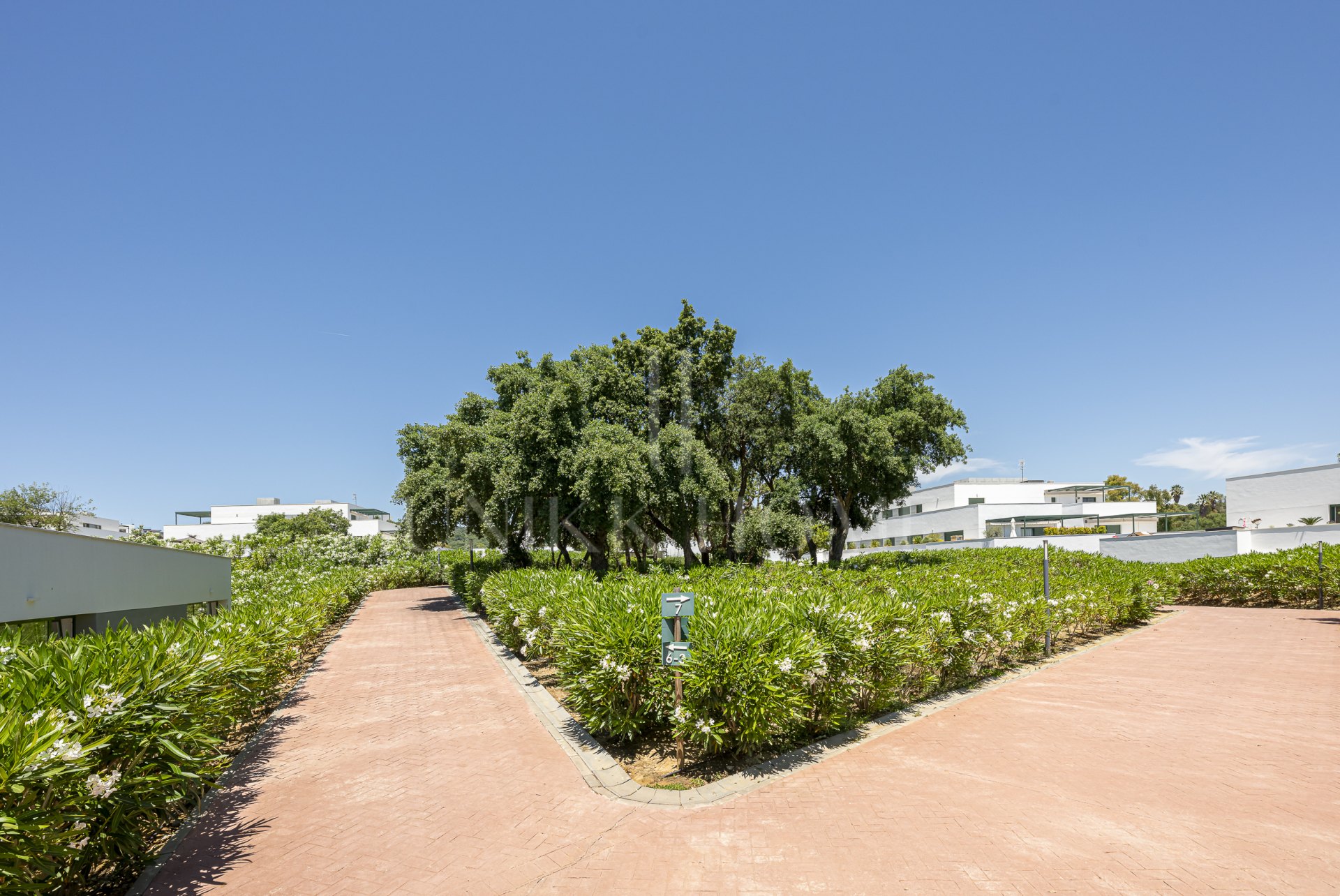 Contemporary 3 Bedroom Penthouse in Senda Chica, Sotogrande