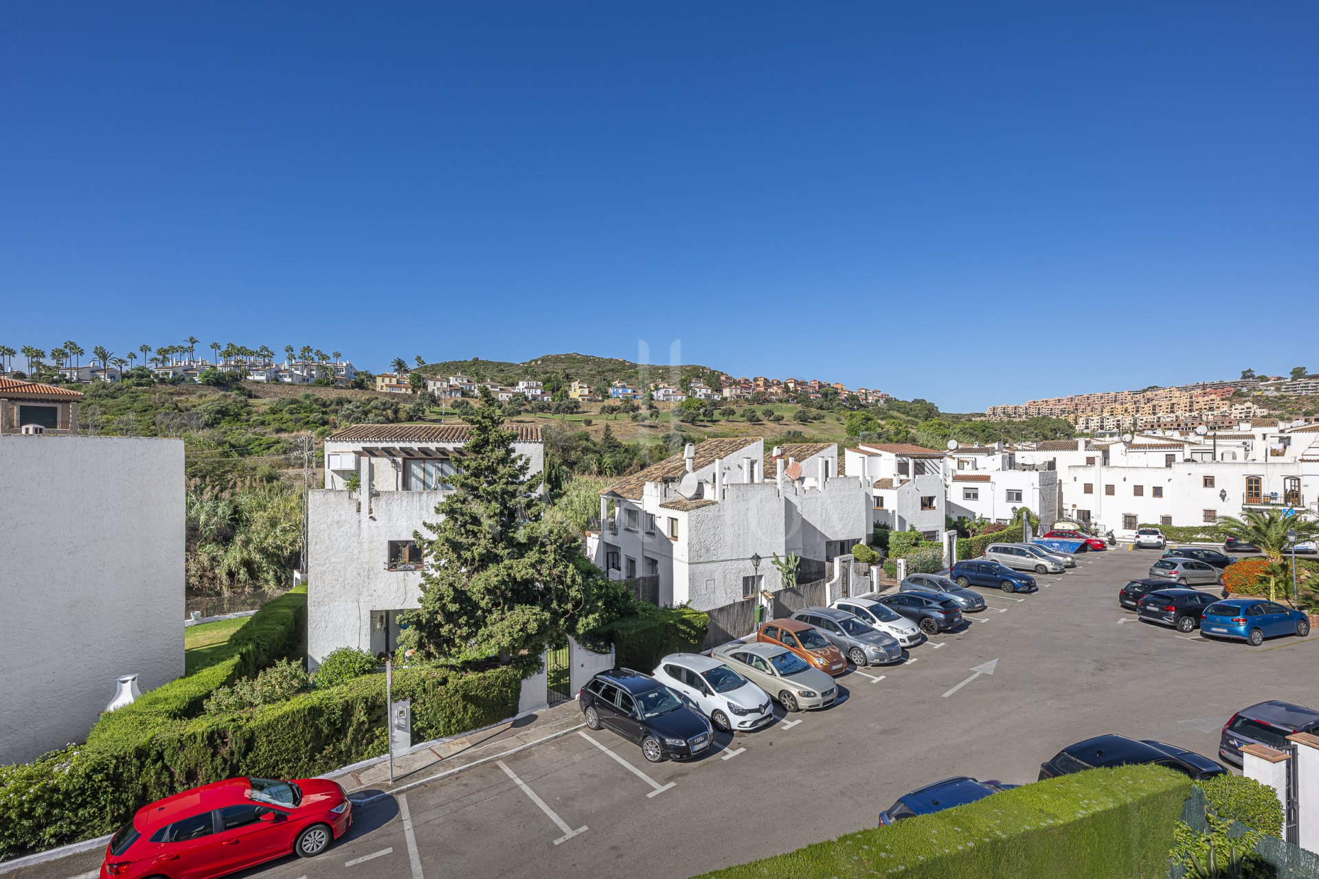 Encantadora Casa Independiente en La Duquesa