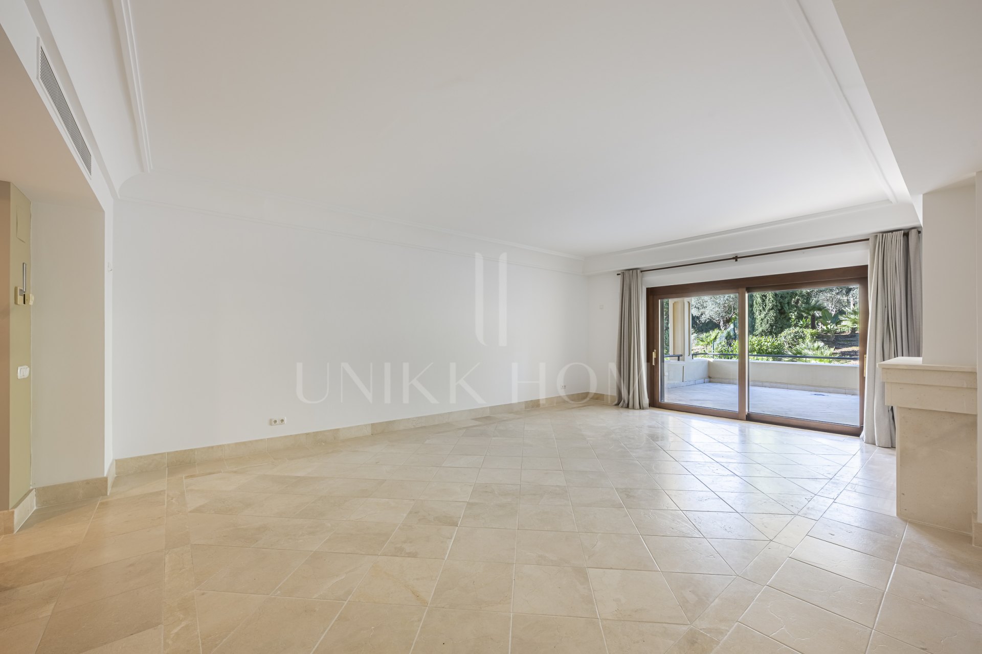 Precioso apartamento en planta baja en Avenida de los Cortijos