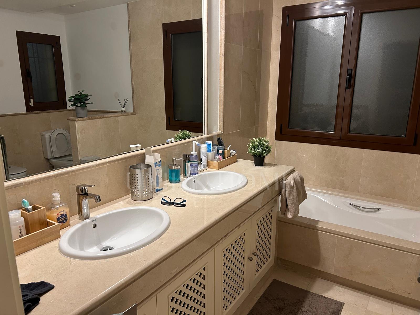 Precioso apartamento en planta baja en Avenida de los Cortijos