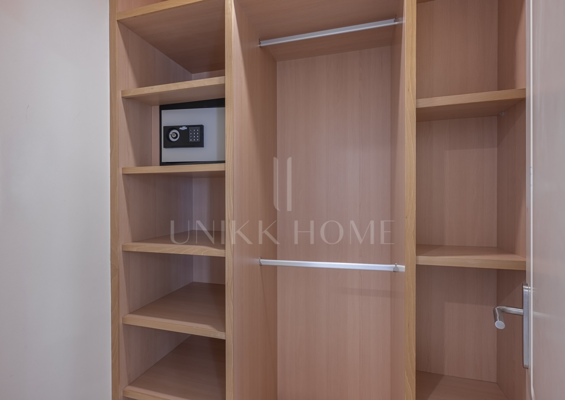 Precioso apartamento en planta baja en Avenida de los Cortijos