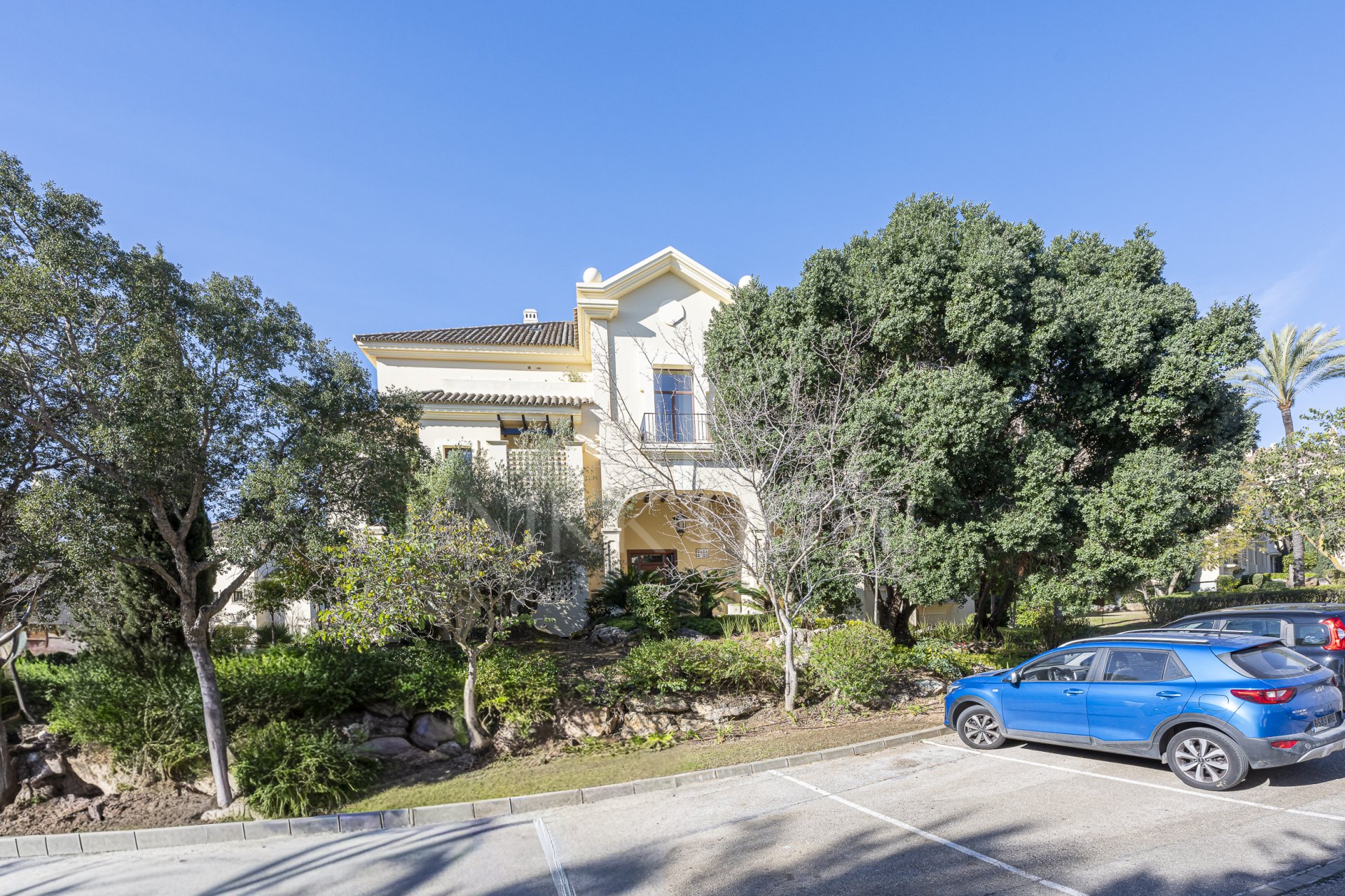 Precioso apartamento en planta baja en Avenida de los Cortijos
