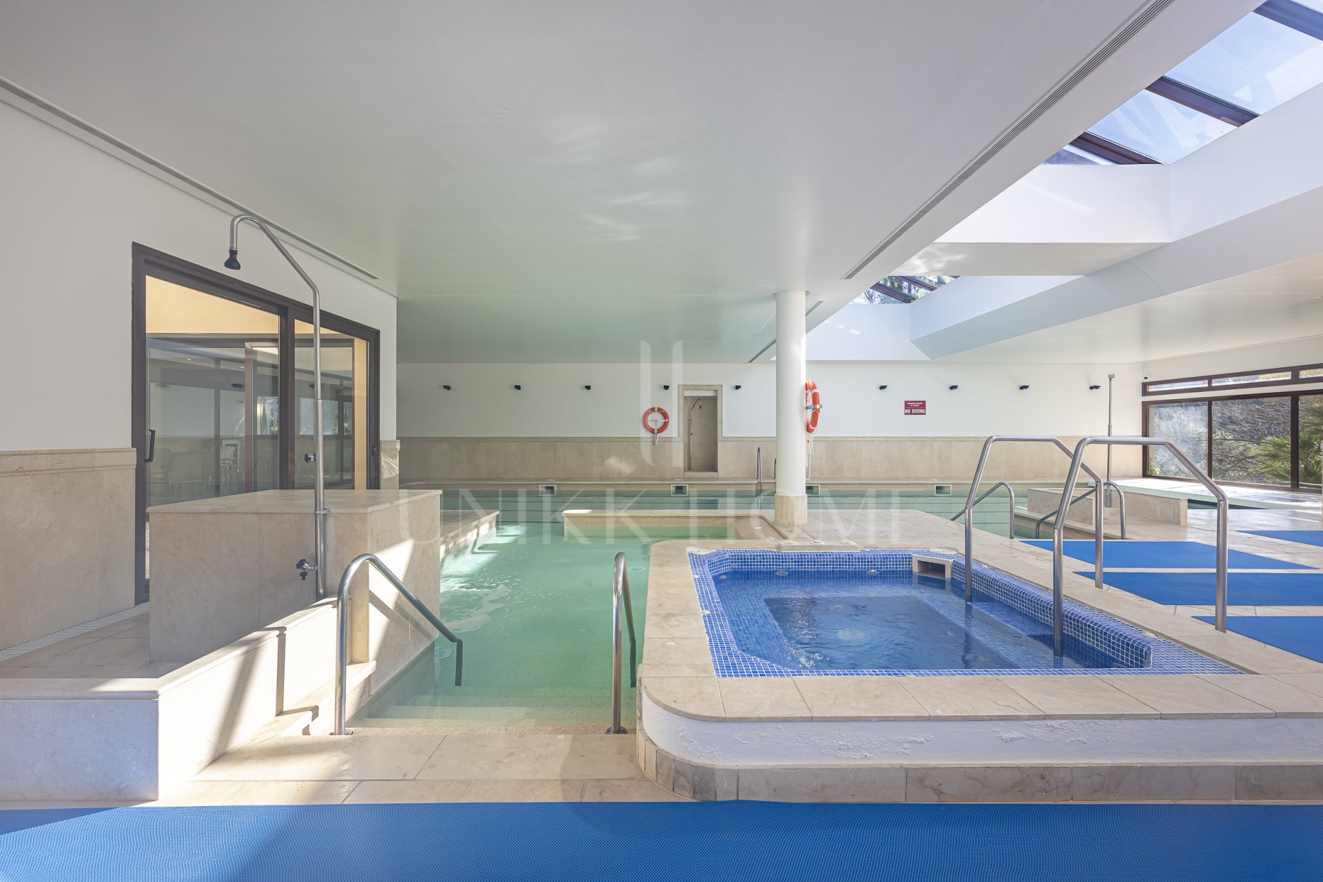 Precioso apartamento en planta baja en Avenida de los Cortijos