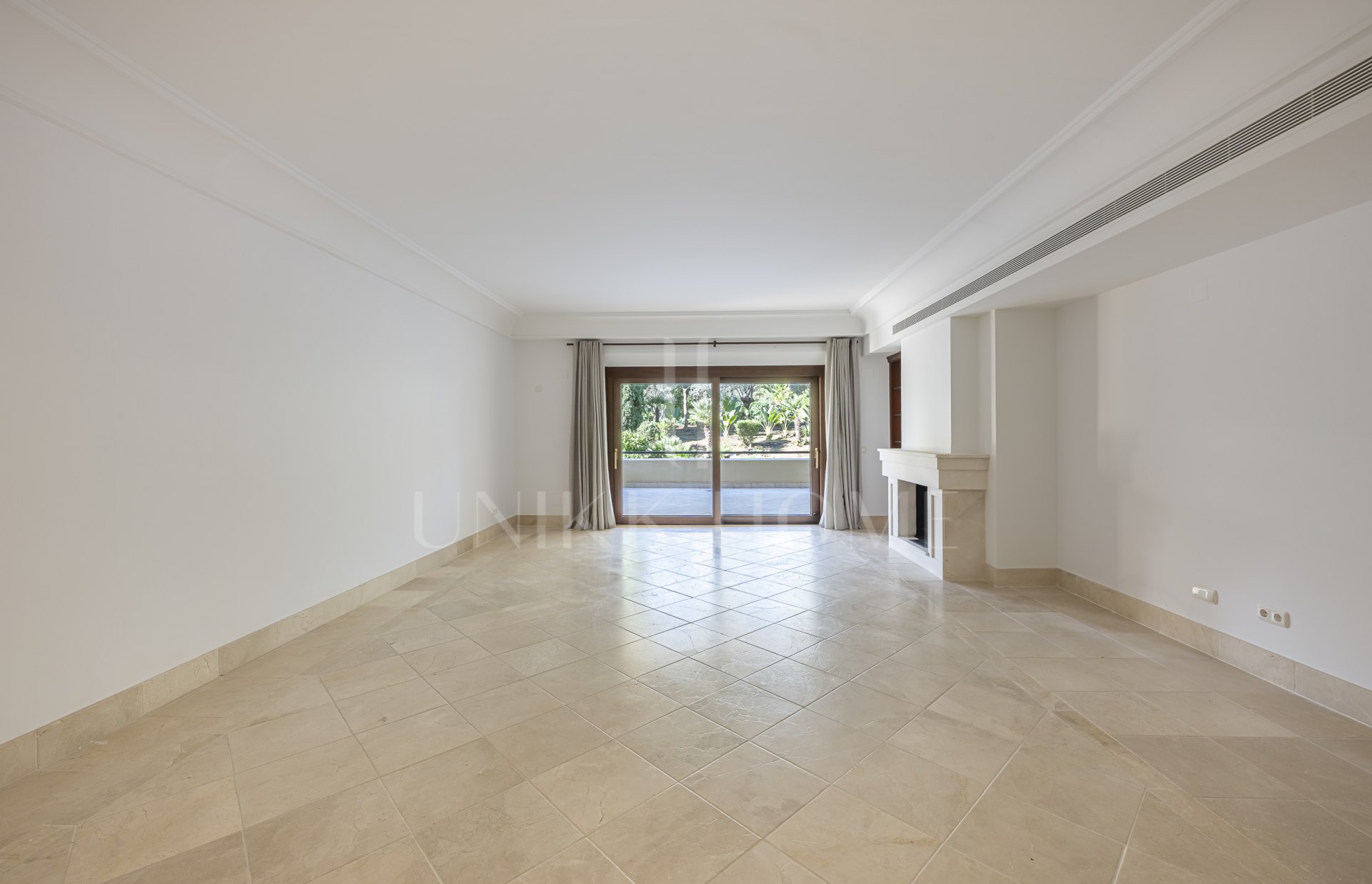 Precioso apartamento en planta baja en Avenida de los Cortijos