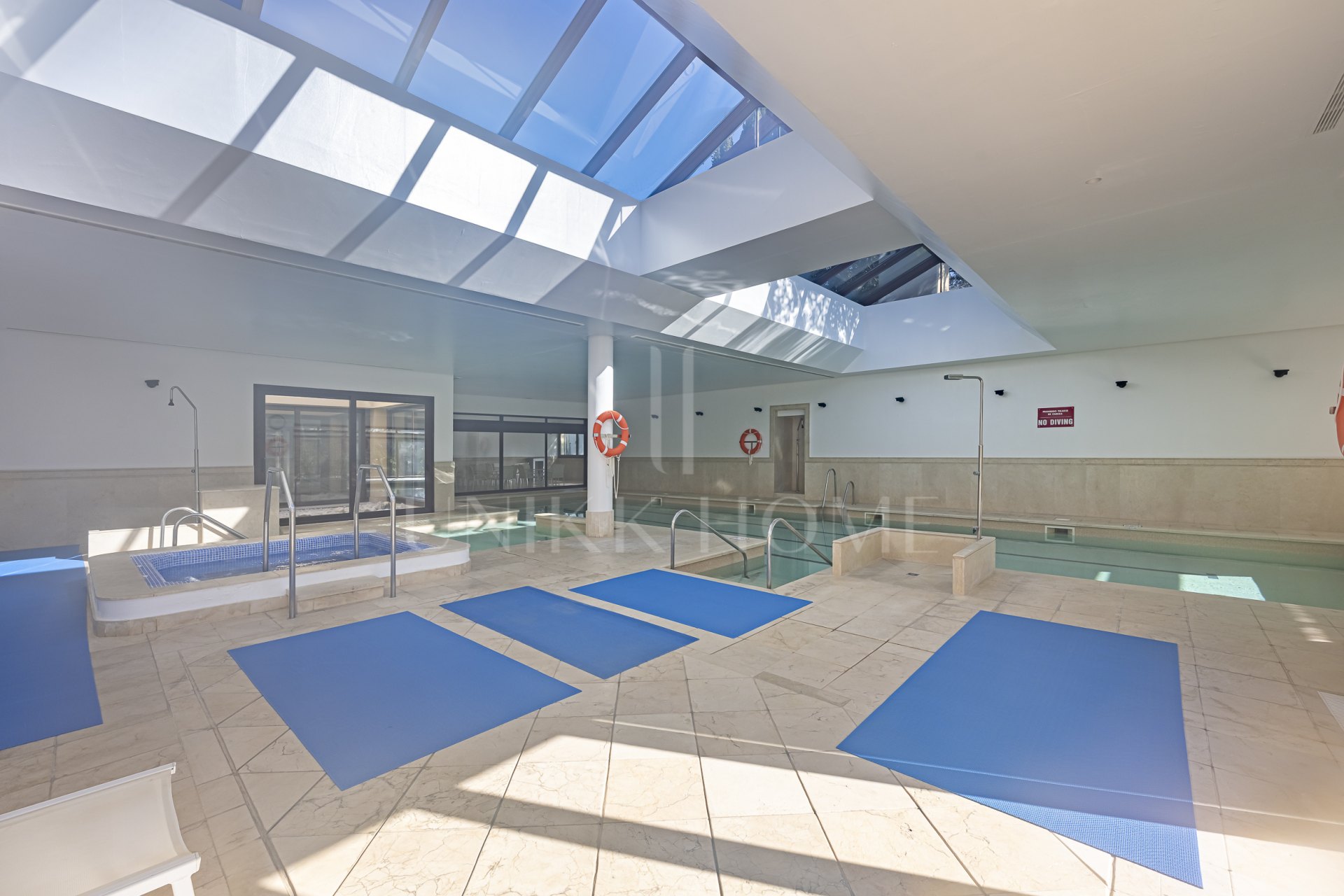 Precioso apartamento en planta baja en Avenida de los Cortijos