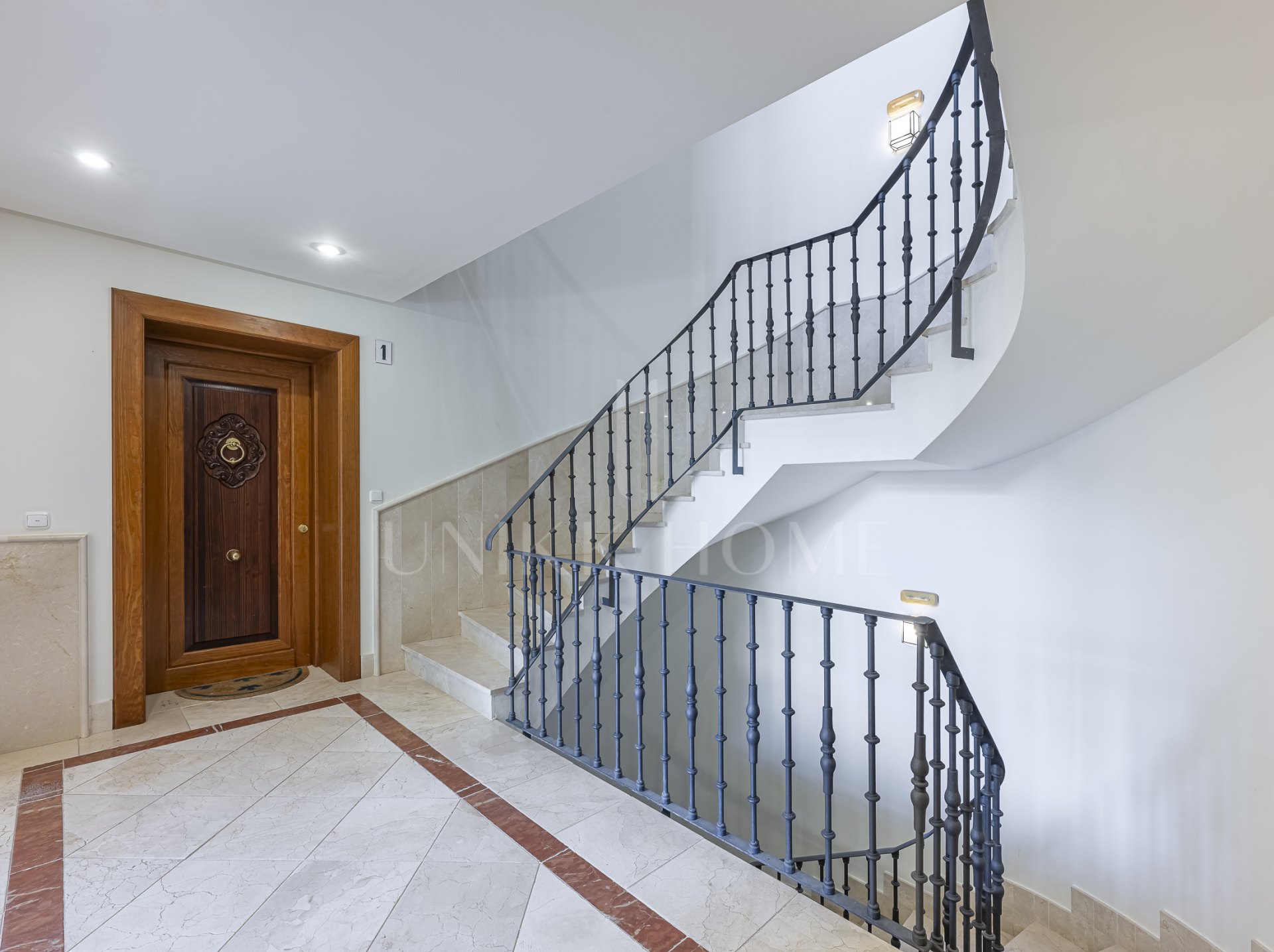 Precioso apartamento en planta baja en Avenida de los Cortijos