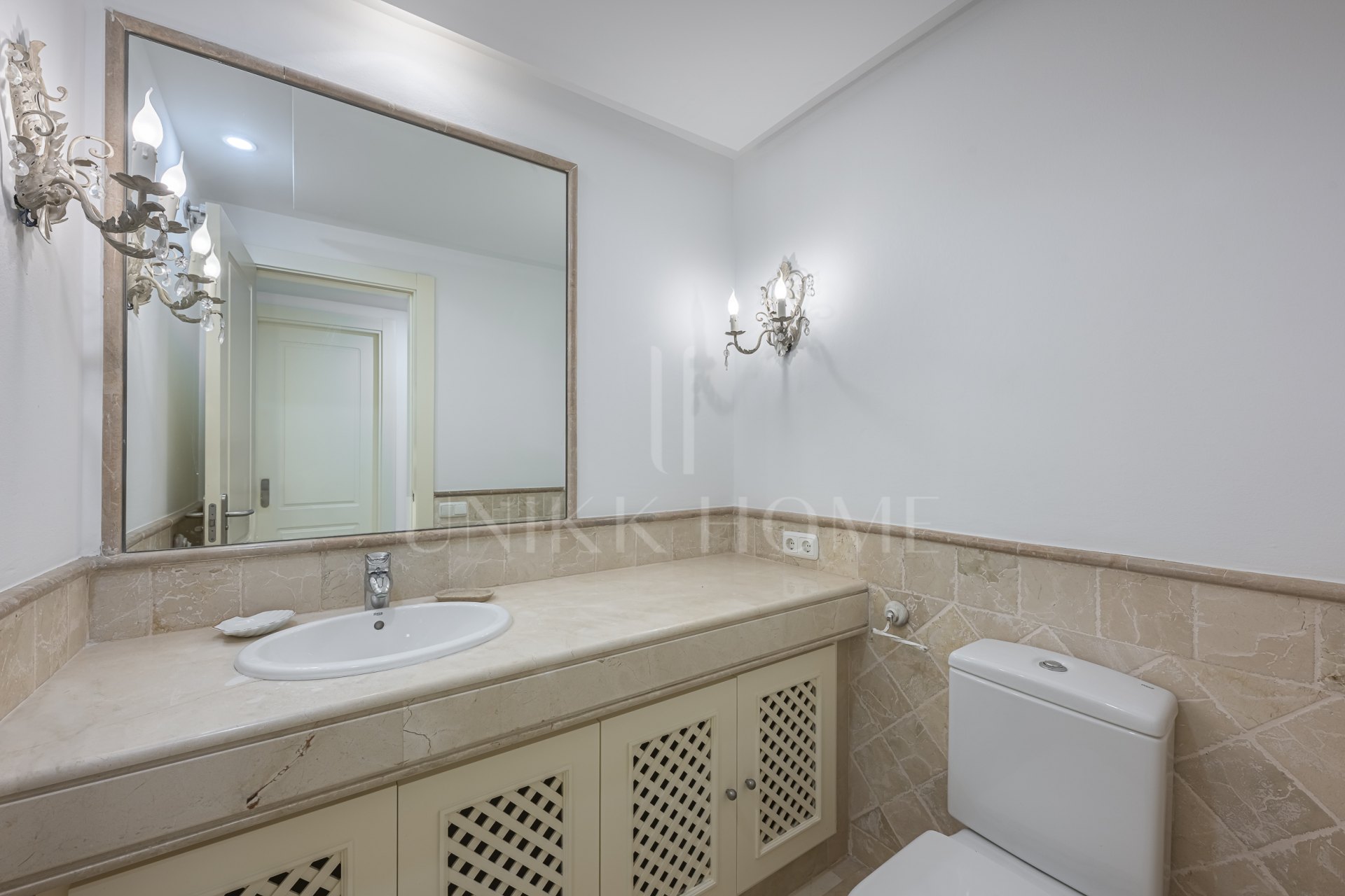 Precioso apartamento en planta baja en Avenida de los Cortijos