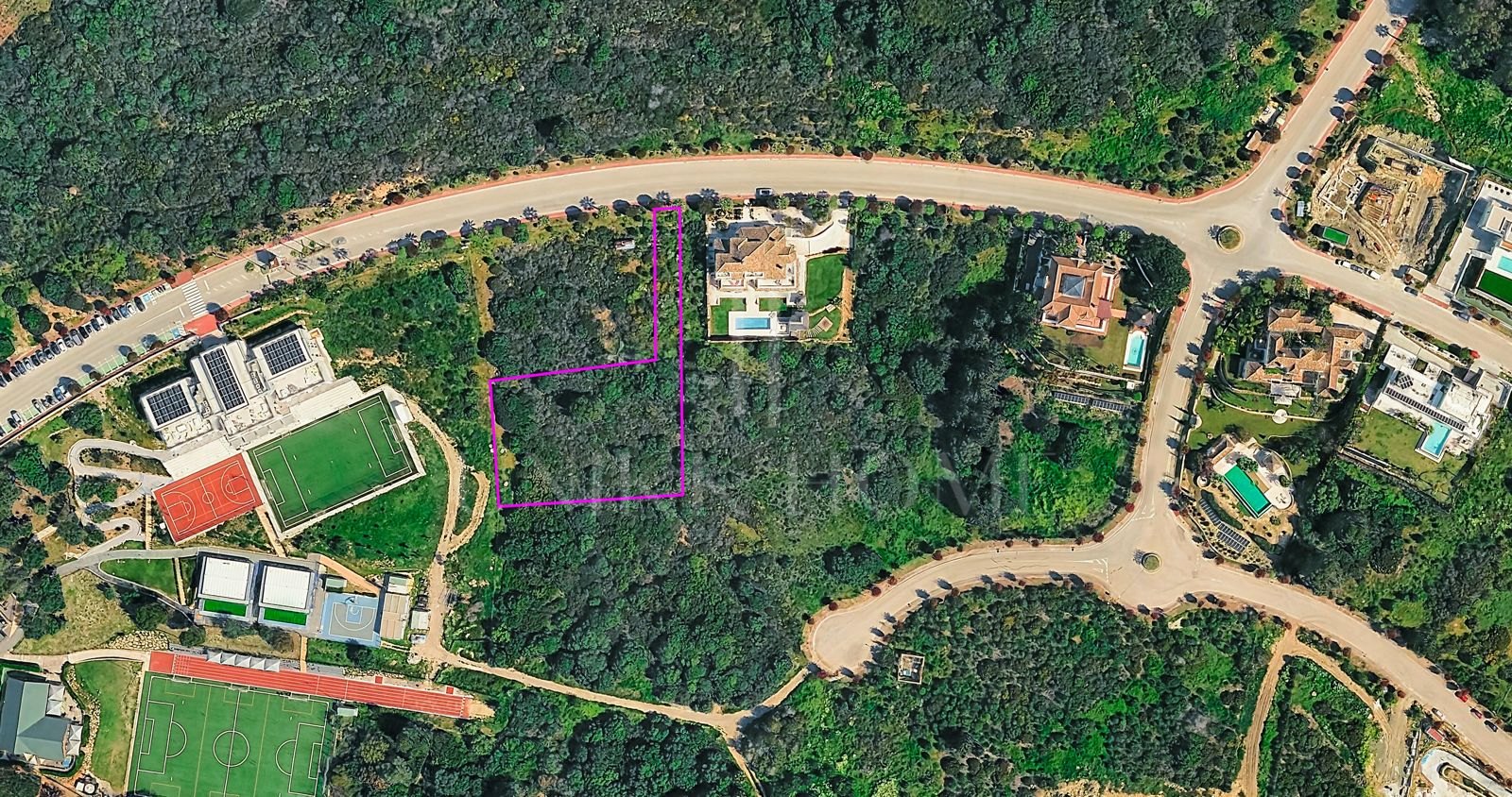 Plot in La Reserva