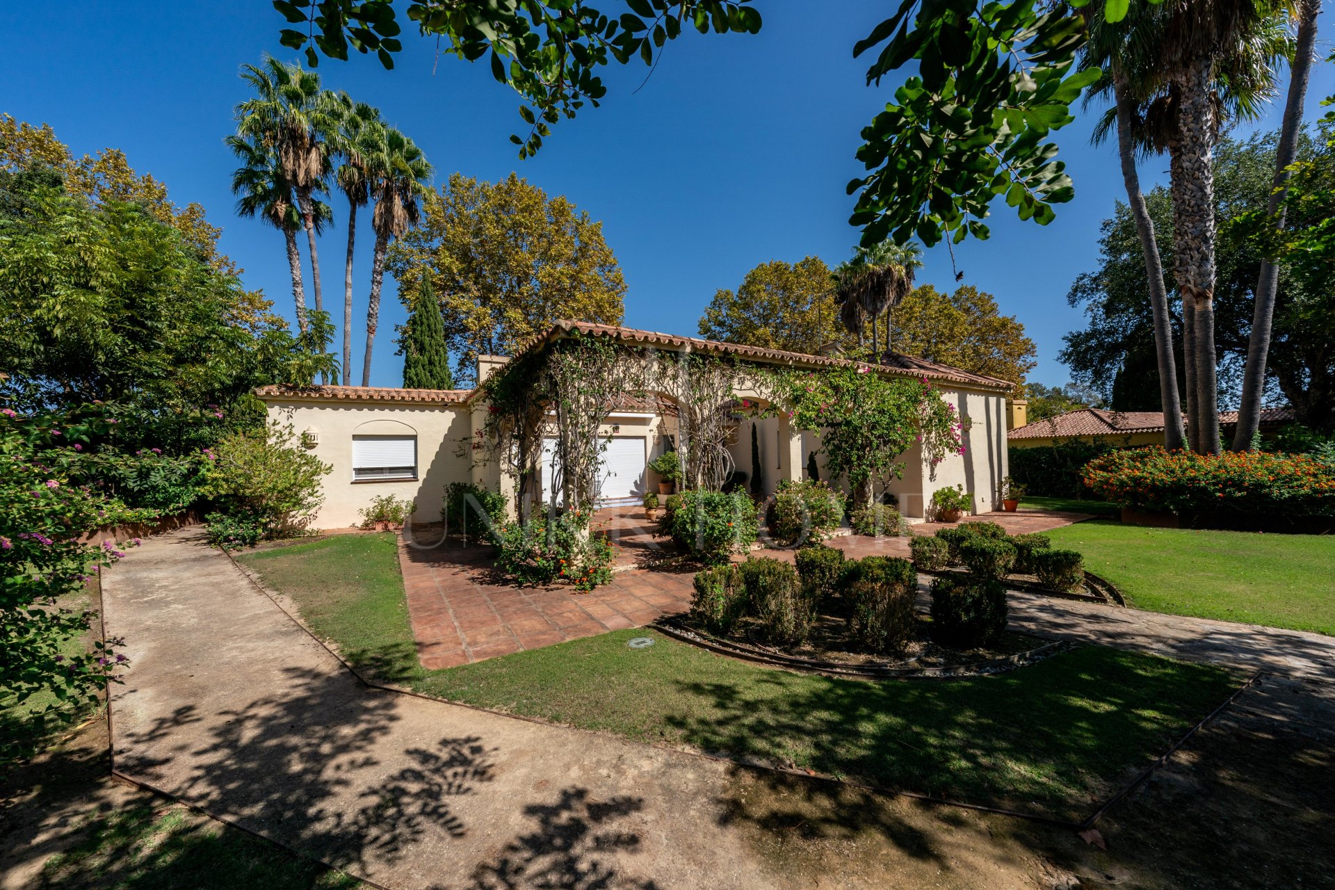 Beautiful villa in Sotogrande alto