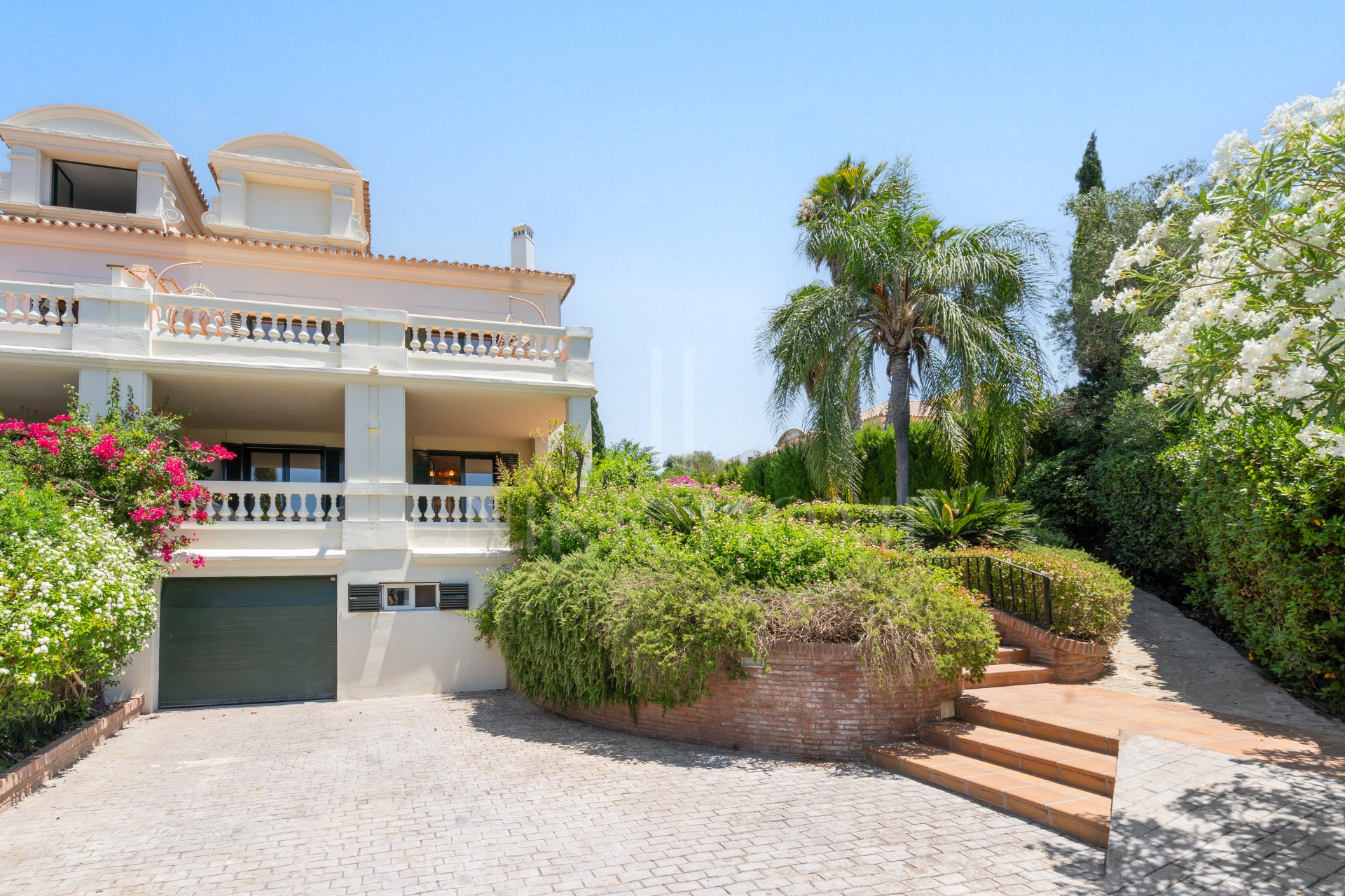 Private 4 Bedroom Villa with Stunning Panoramic Views in Soto Golf Villas