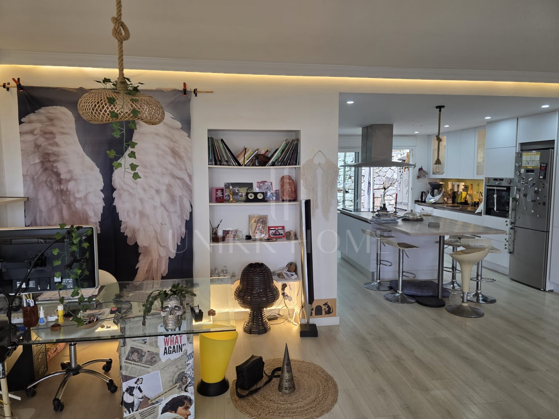 Tu refugio mediterráneo: Una obra maestra que integra el interior y el exterior. Bungalow de 3 dormitorios en Reserva de Marbella, a pocos pasos de tiendas y la playa.