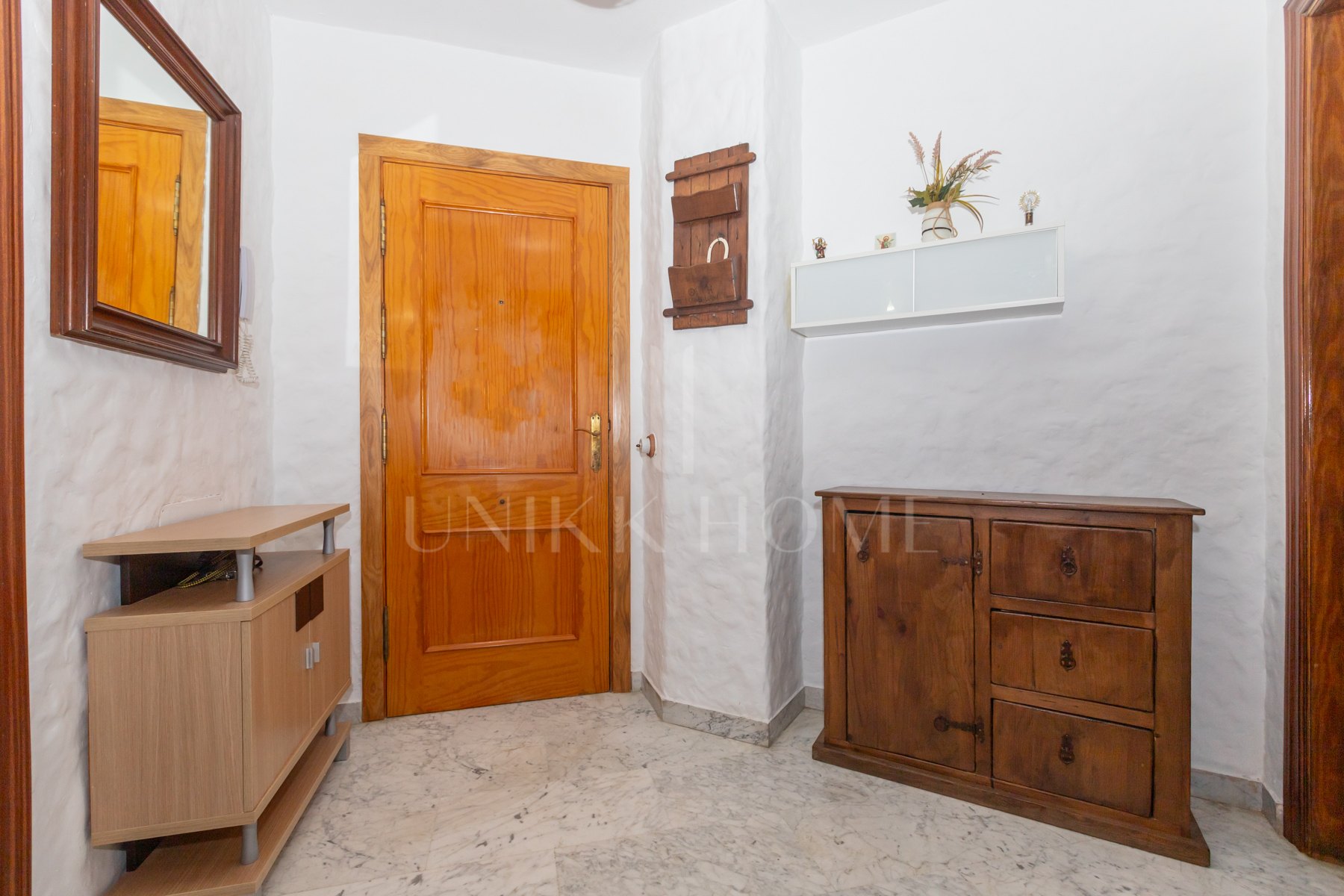 Apartment in Miramar Building, Huerta Nueva