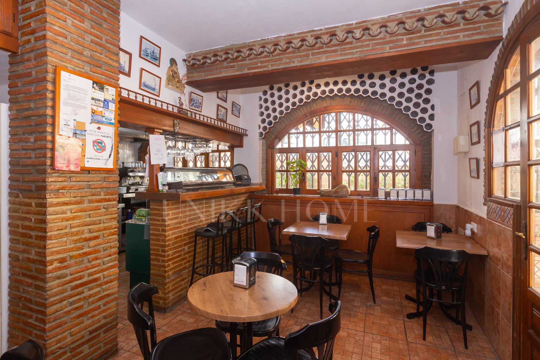 Local in Port of Estepona