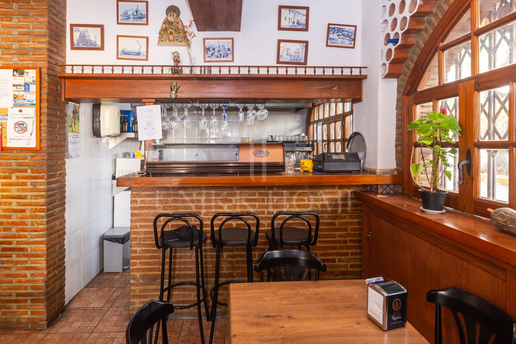 Local in Port of Estepona