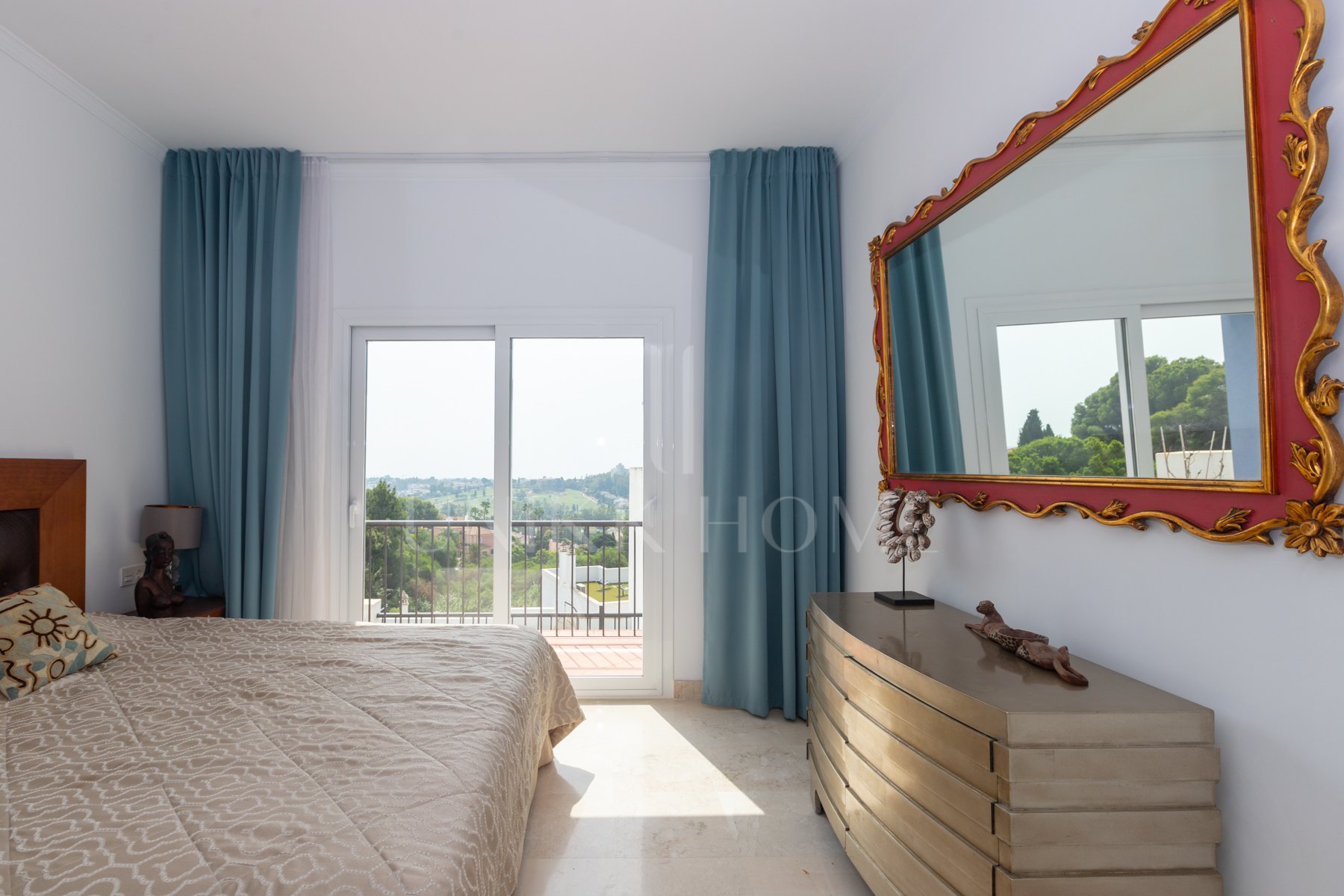 Apartment in Benahavis, Paraíso Pueblo