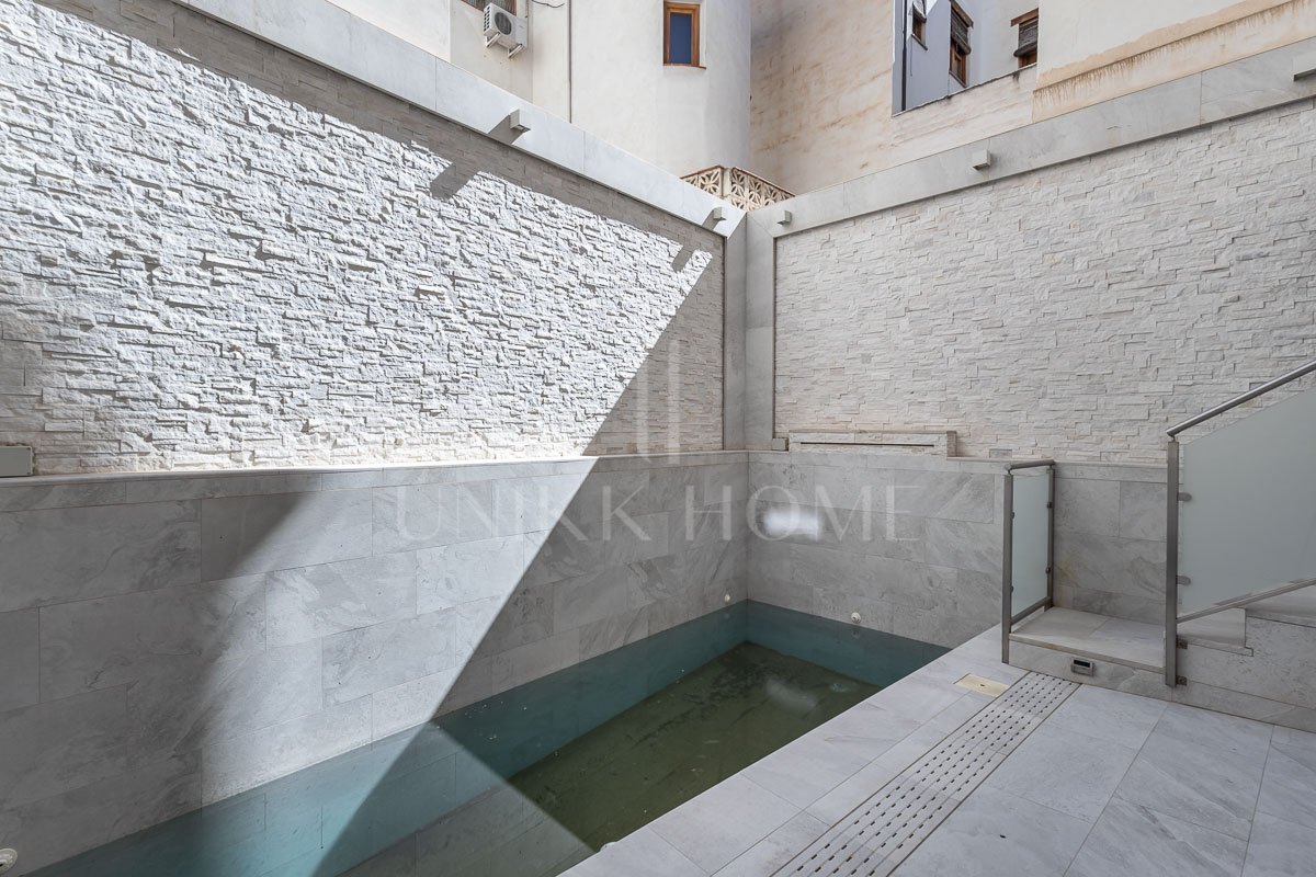 Exclusive newly built home in the heart of Granada