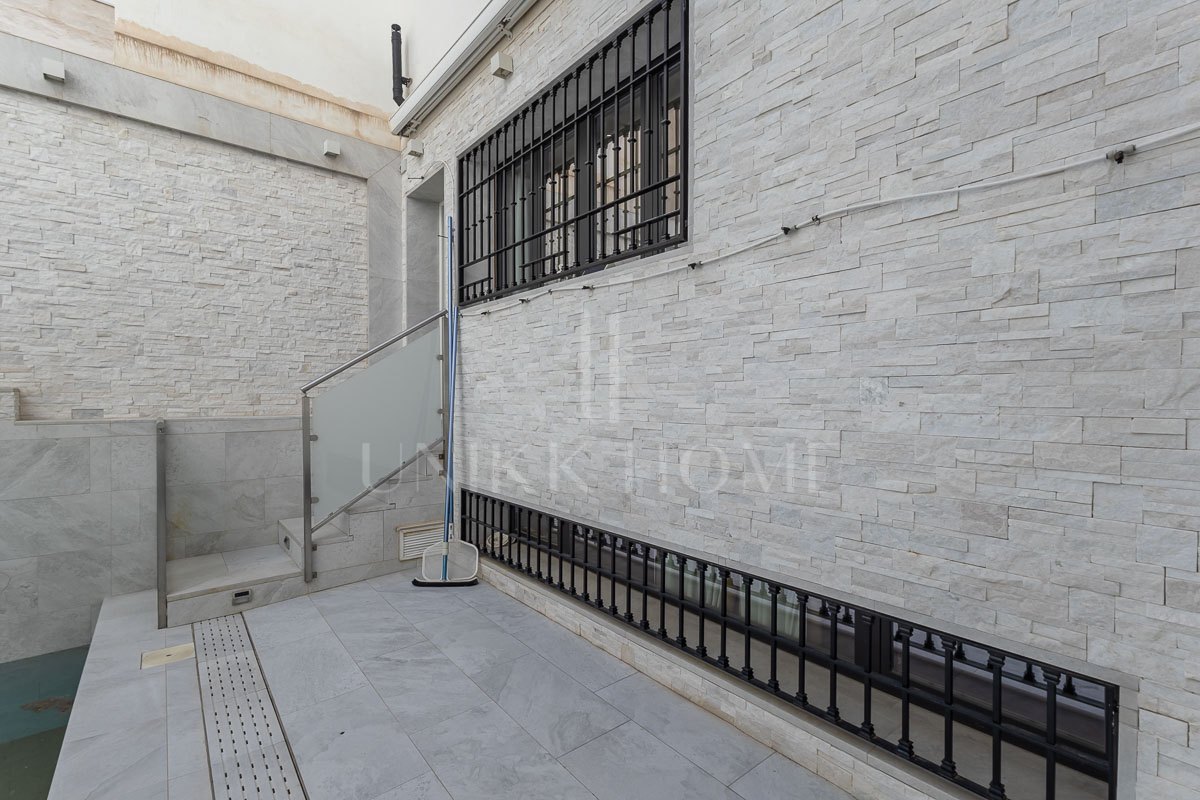 Exclusive newly built home in the heart of Granada