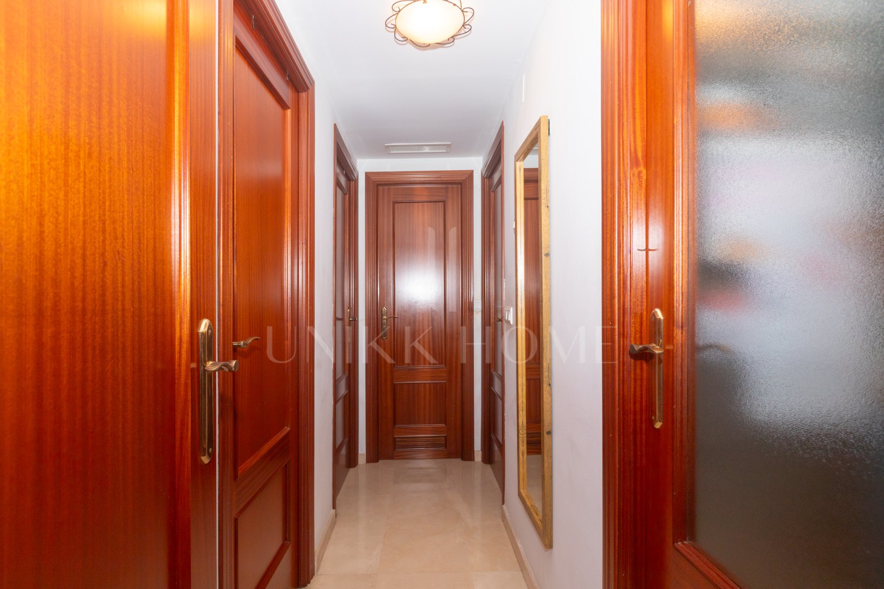 Spacious 3-bedroom home in Huerta Nueva, Estepona.