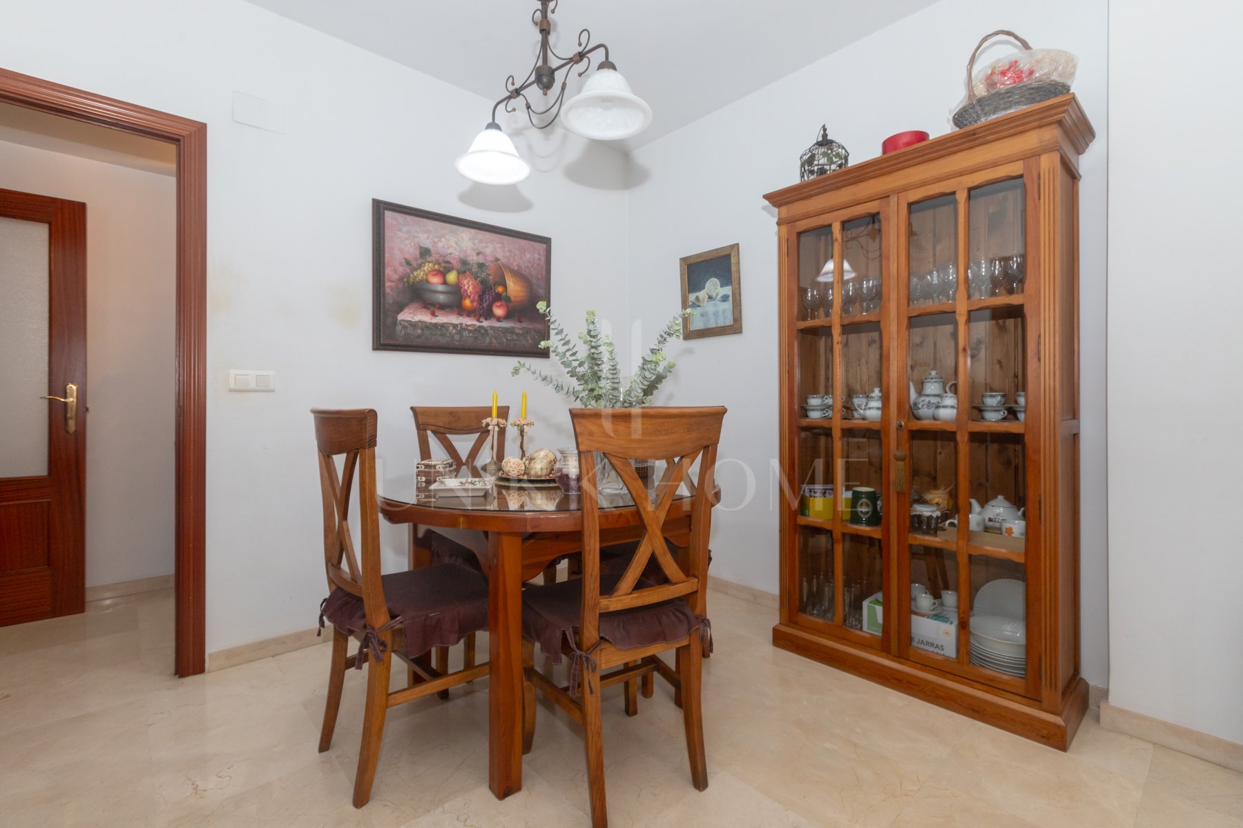 Spacious 3-bedroom home in Huerta Nueva, Estepona.