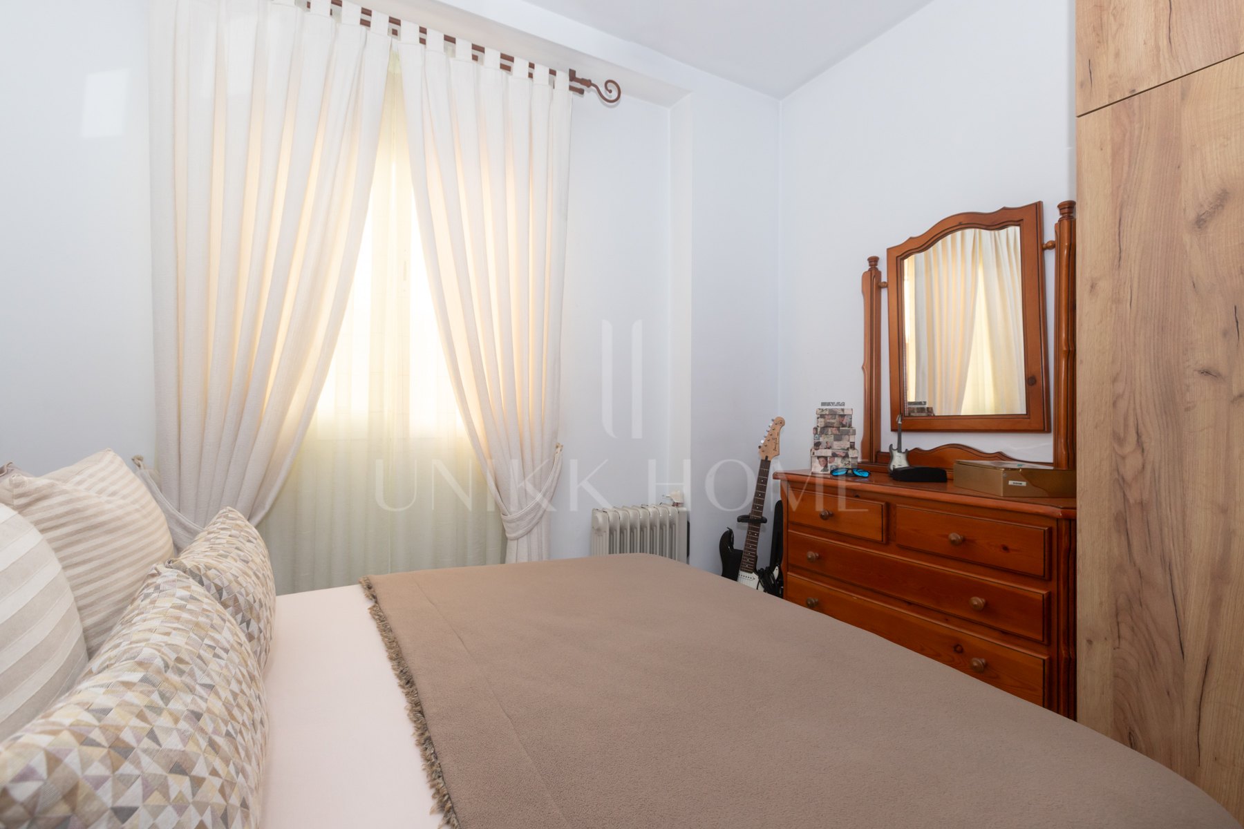 Spacious 3-bedroom home in Huerta Nueva, Estepona.