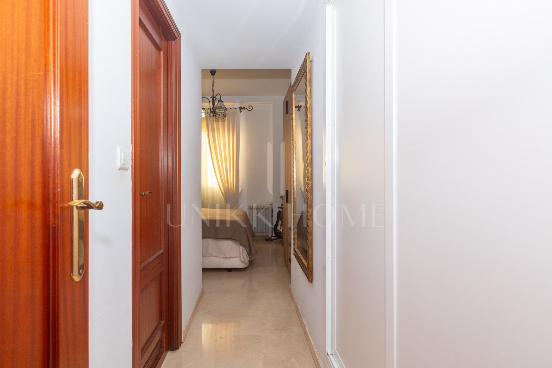 Spacious 3-bedroom home in Huerta Nueva, Estepona.