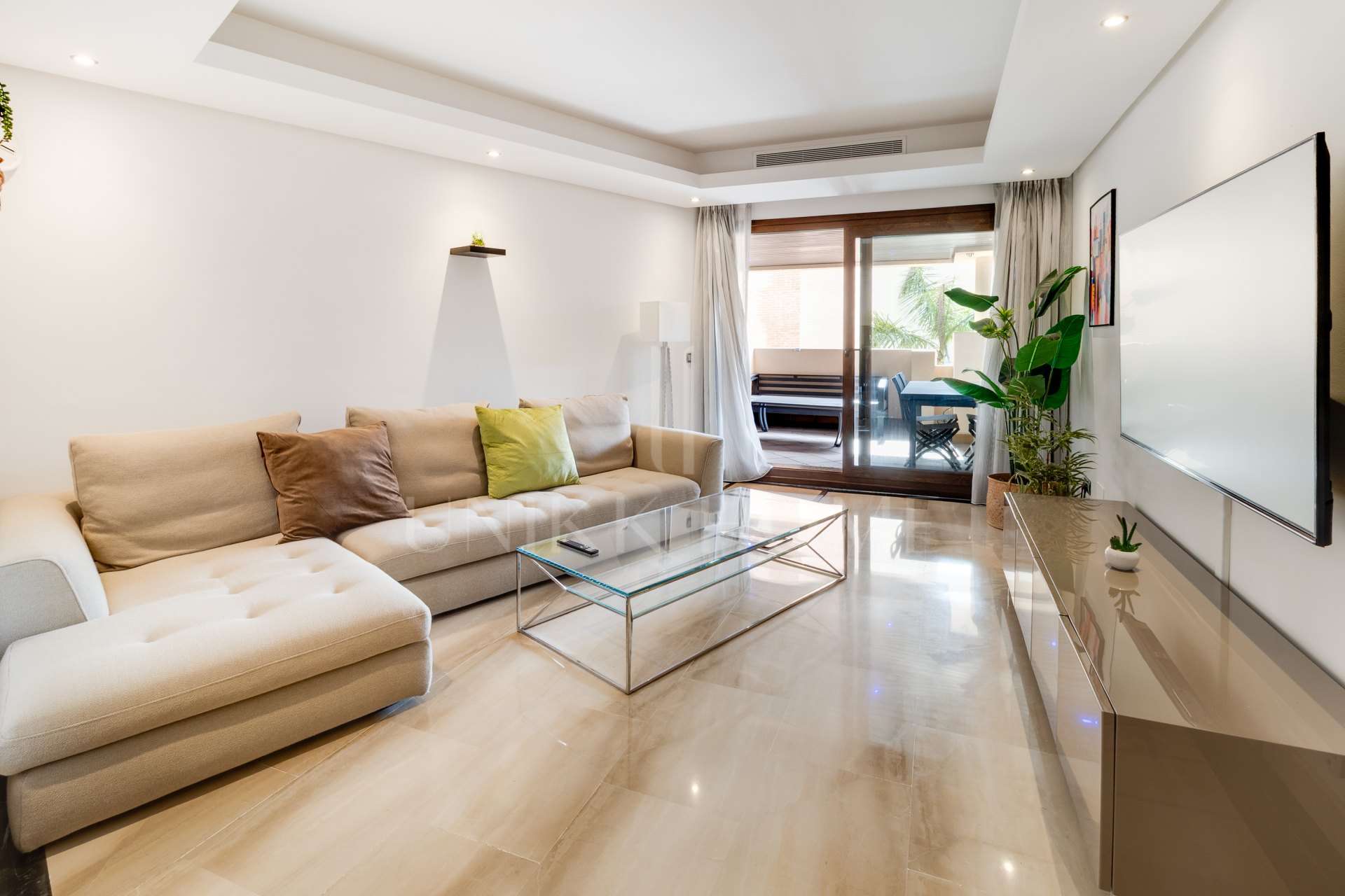 Apartment in Urb. Bahía de la Plata