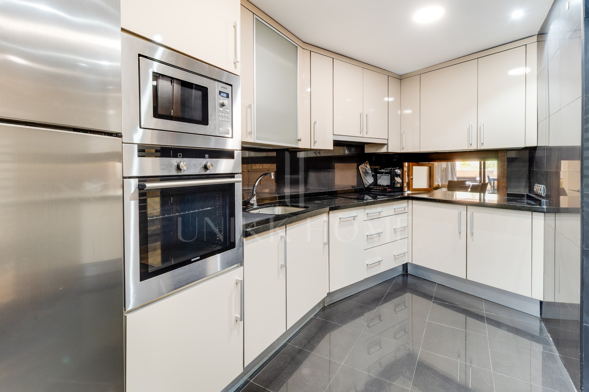 Apartment in Urb. Bahía de la Plata