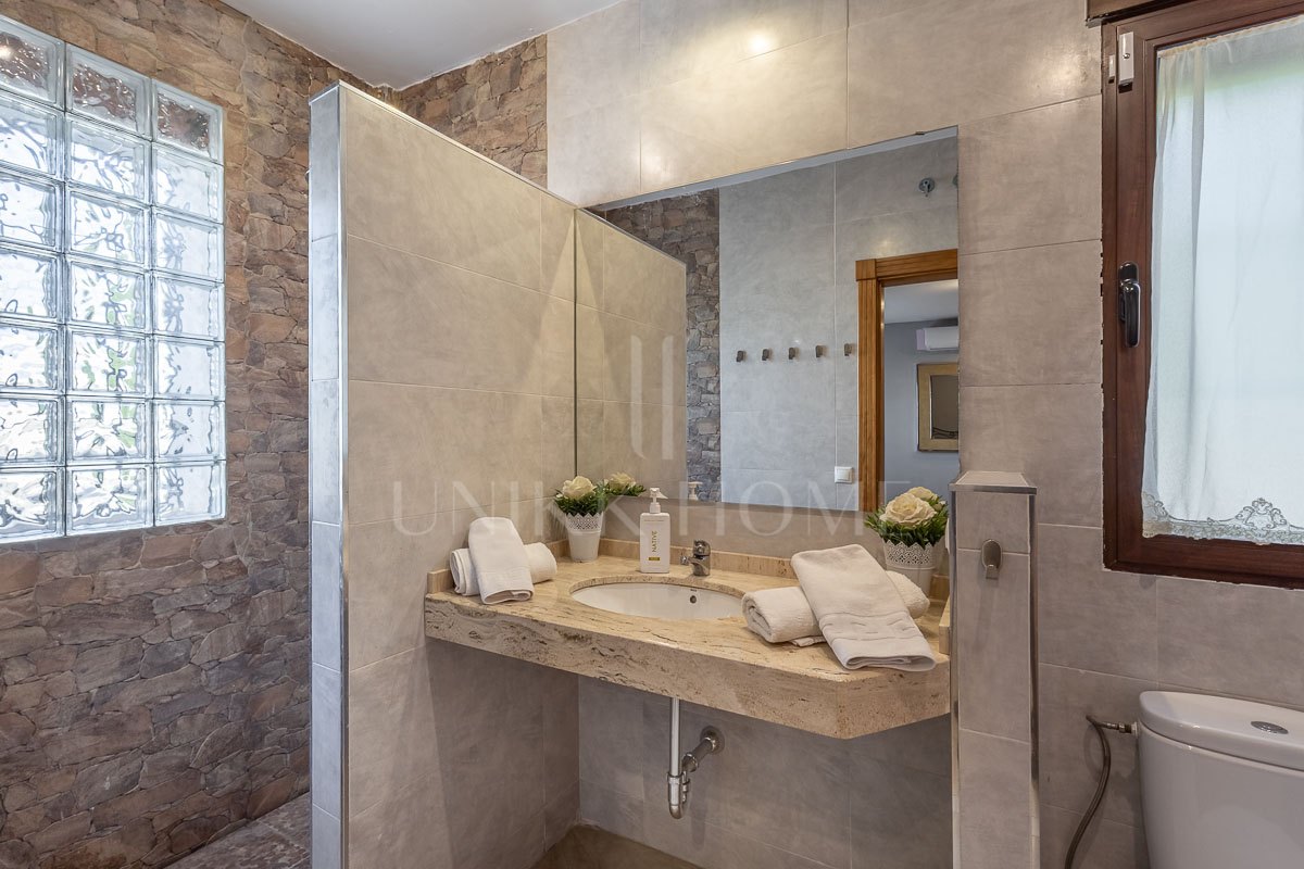 Rural house in operation in Capacena