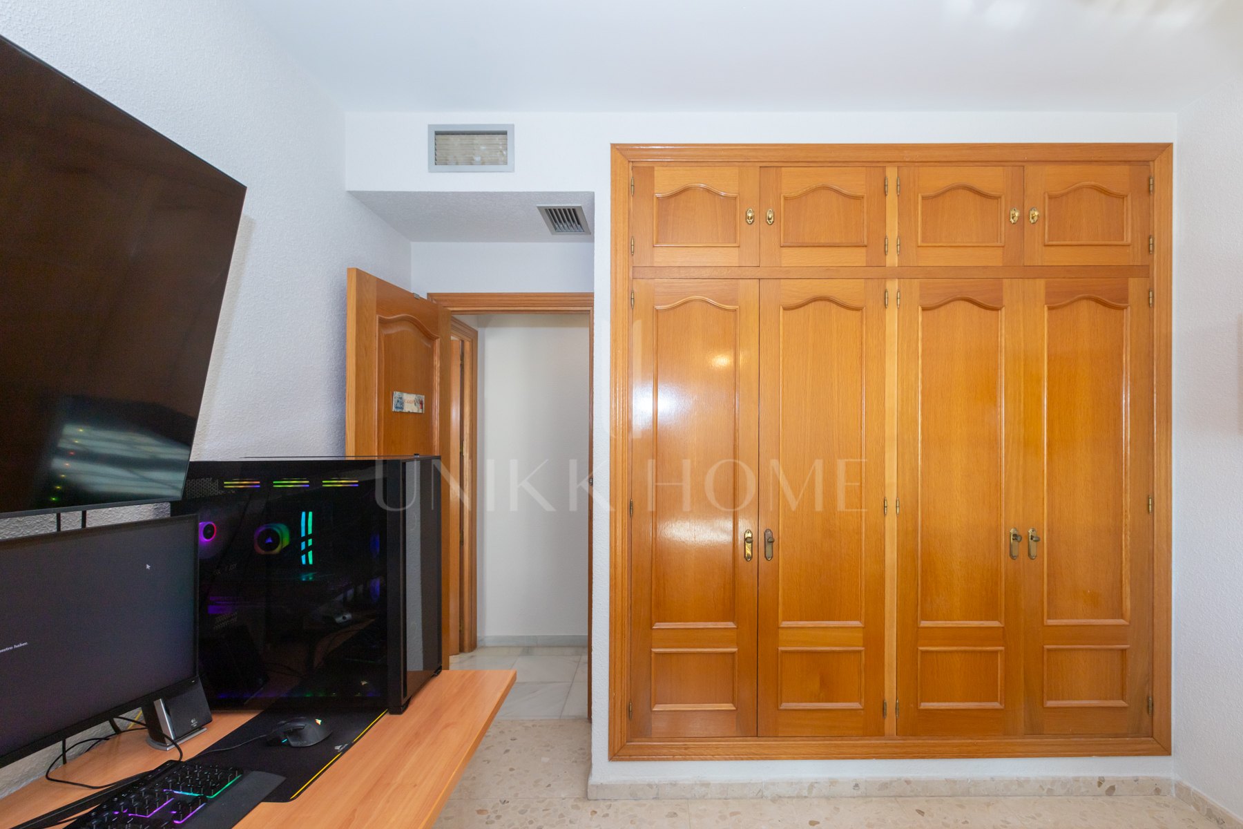 Chalet independiente en El Atabal con vistas al mar