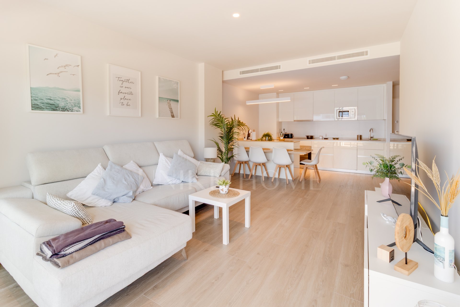 Vivienda de 3 dormitorios con gran terraza en Wellingtonia