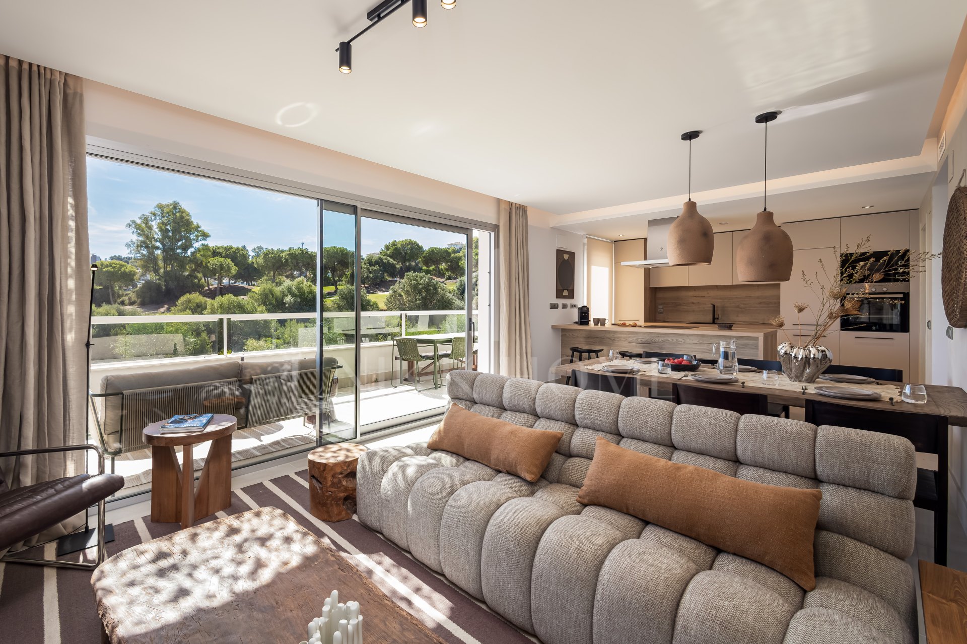 Brand-new top-floor penthouse with private solarium, first line of golf, La Cala Golf, Mijas