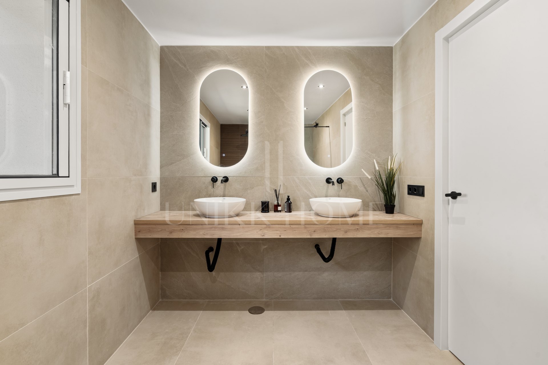 Fully renovated penthouse in Los Arcos de La Quinta