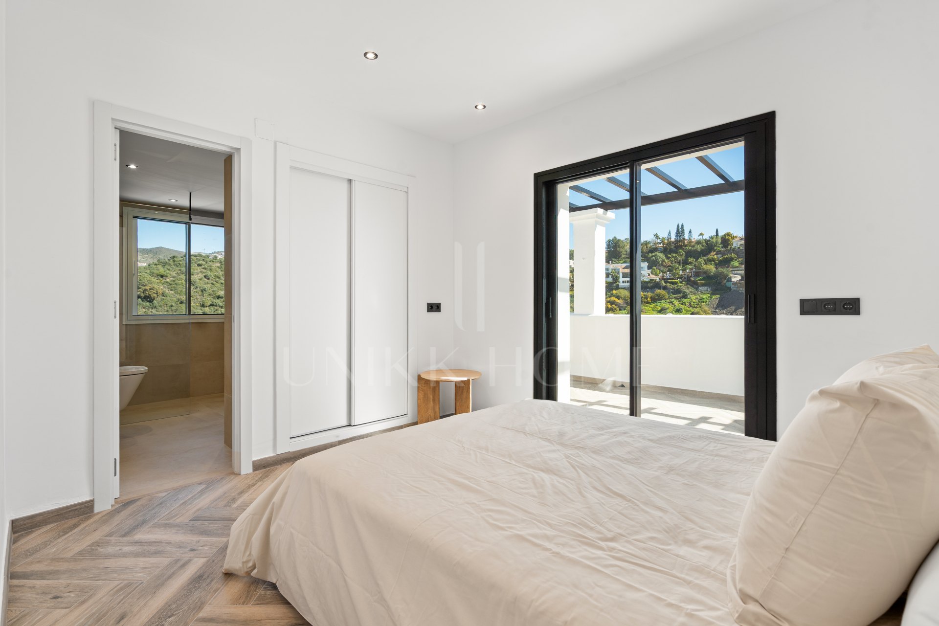 Fully renovated penthouse in Los Arcos de La Quinta