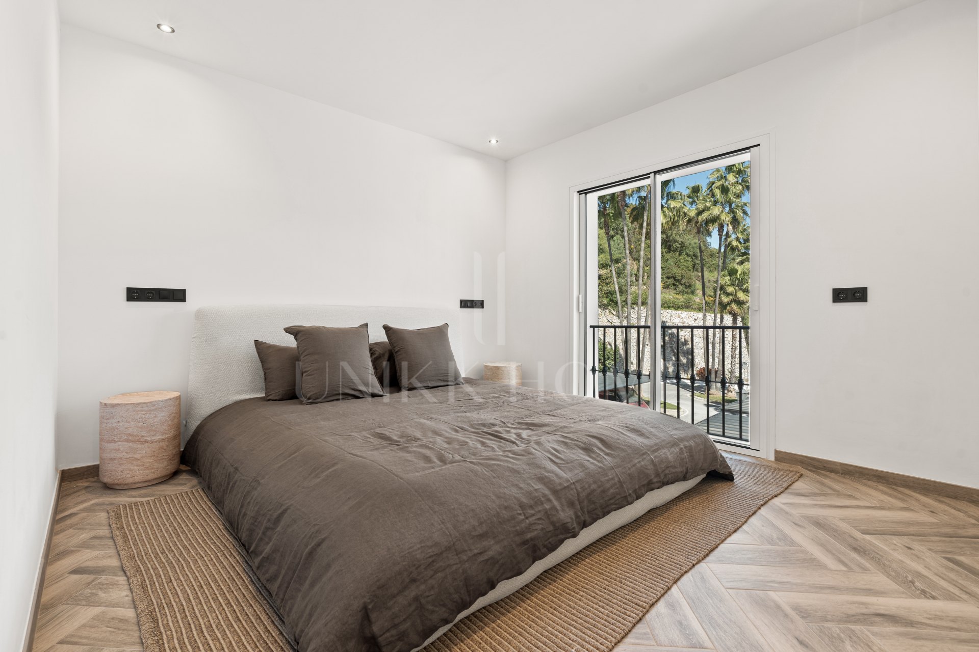 Fully renovated penthouse in Los Arcos de La Quinta