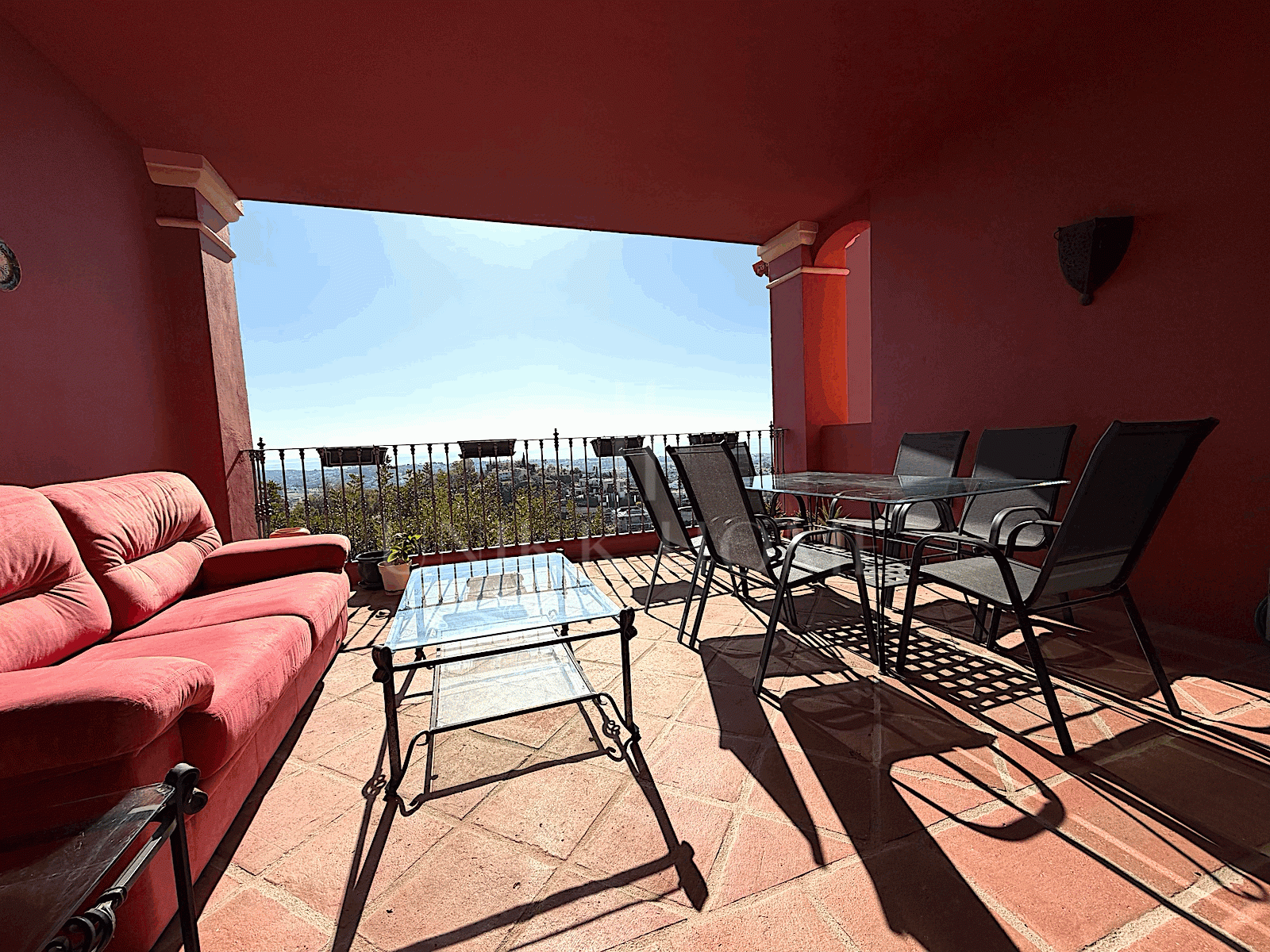 Fabulosa Apartamento en Monte Halcones