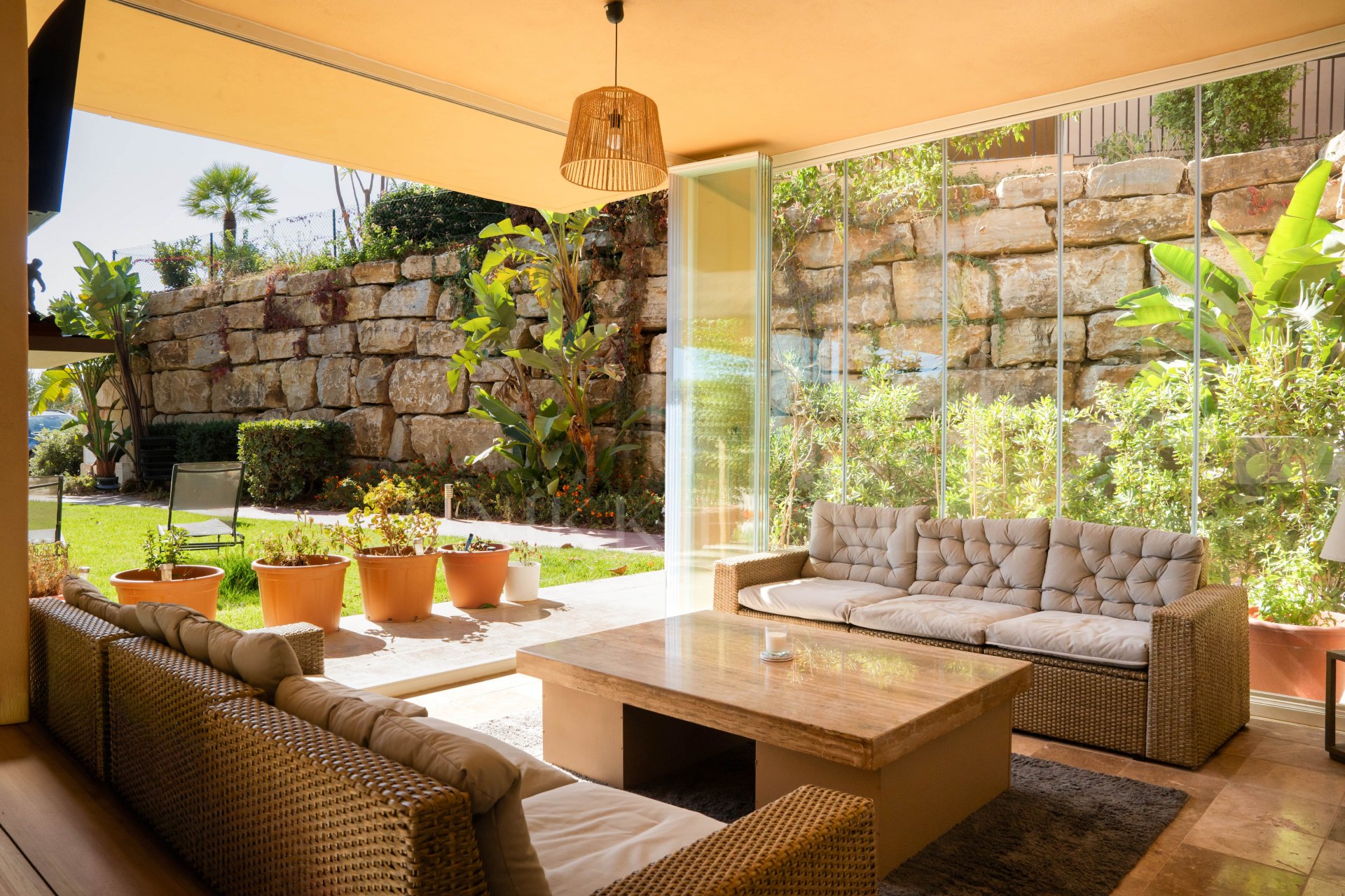 Beautiful Ground Floor Corner Apartment in Hacienda de Señorío de Cifuentes