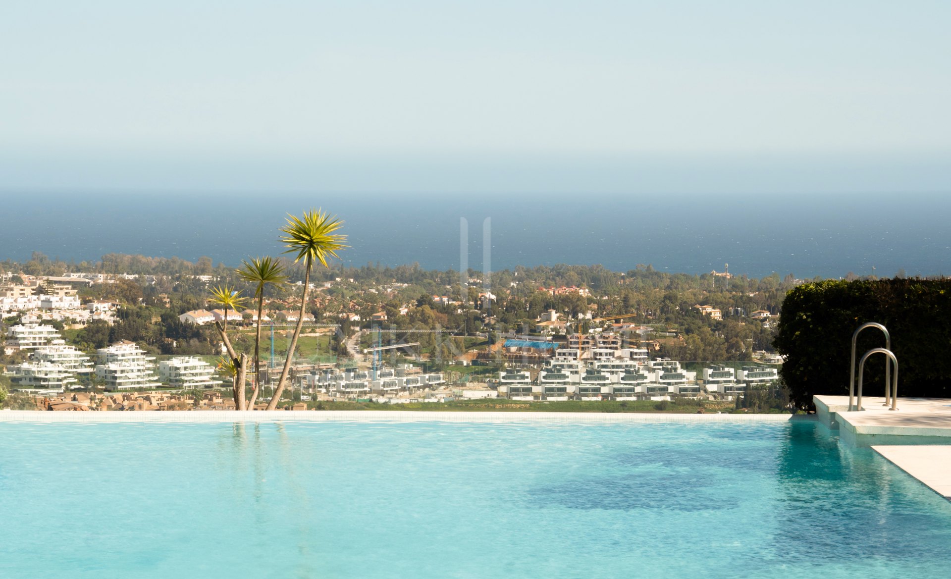 Beautiful Ground Floor Corner Apartment in Hacienda de Señorío de Cifuentes