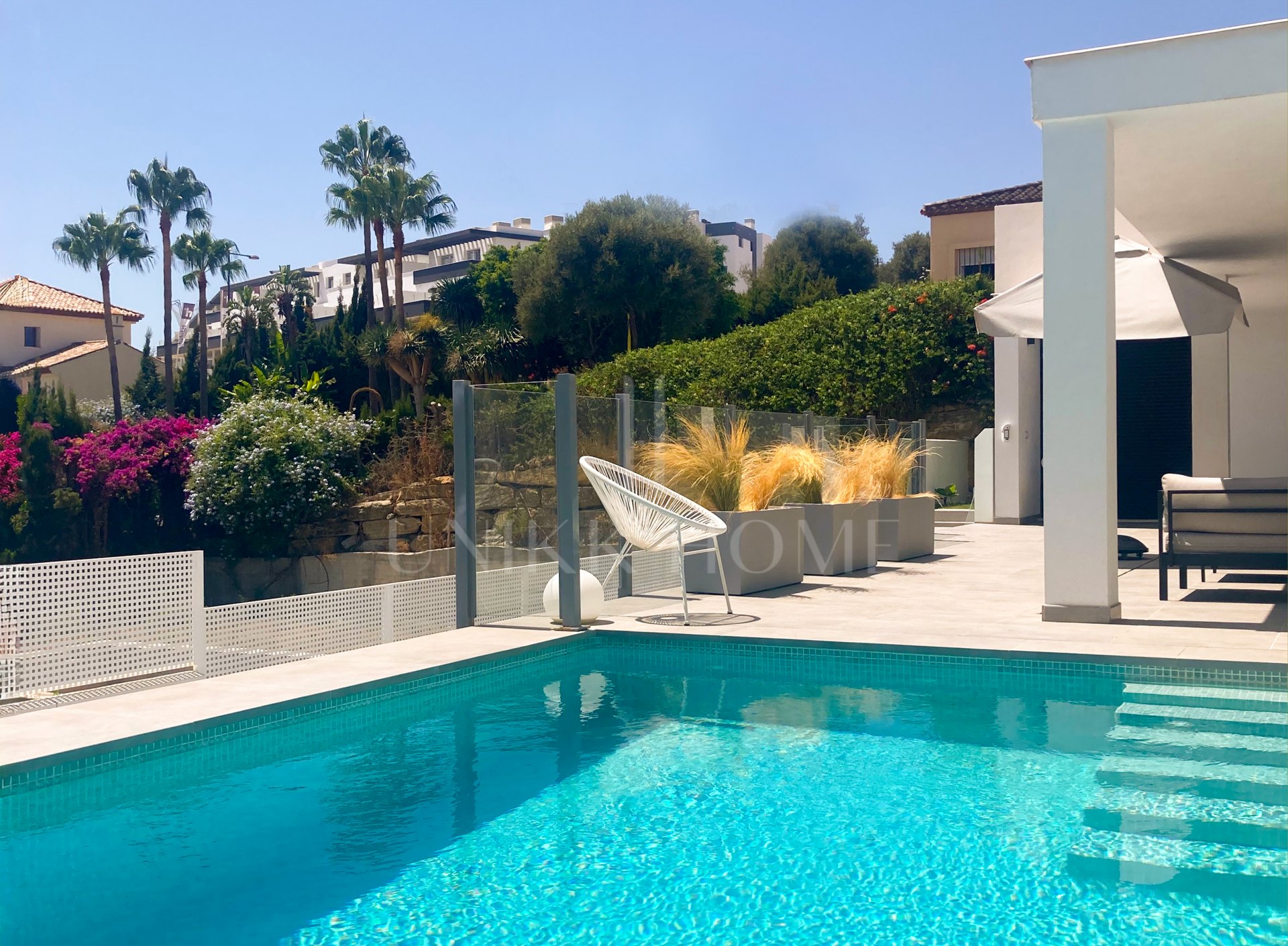 Contemporary 3-bedroom villa in Valle Romano